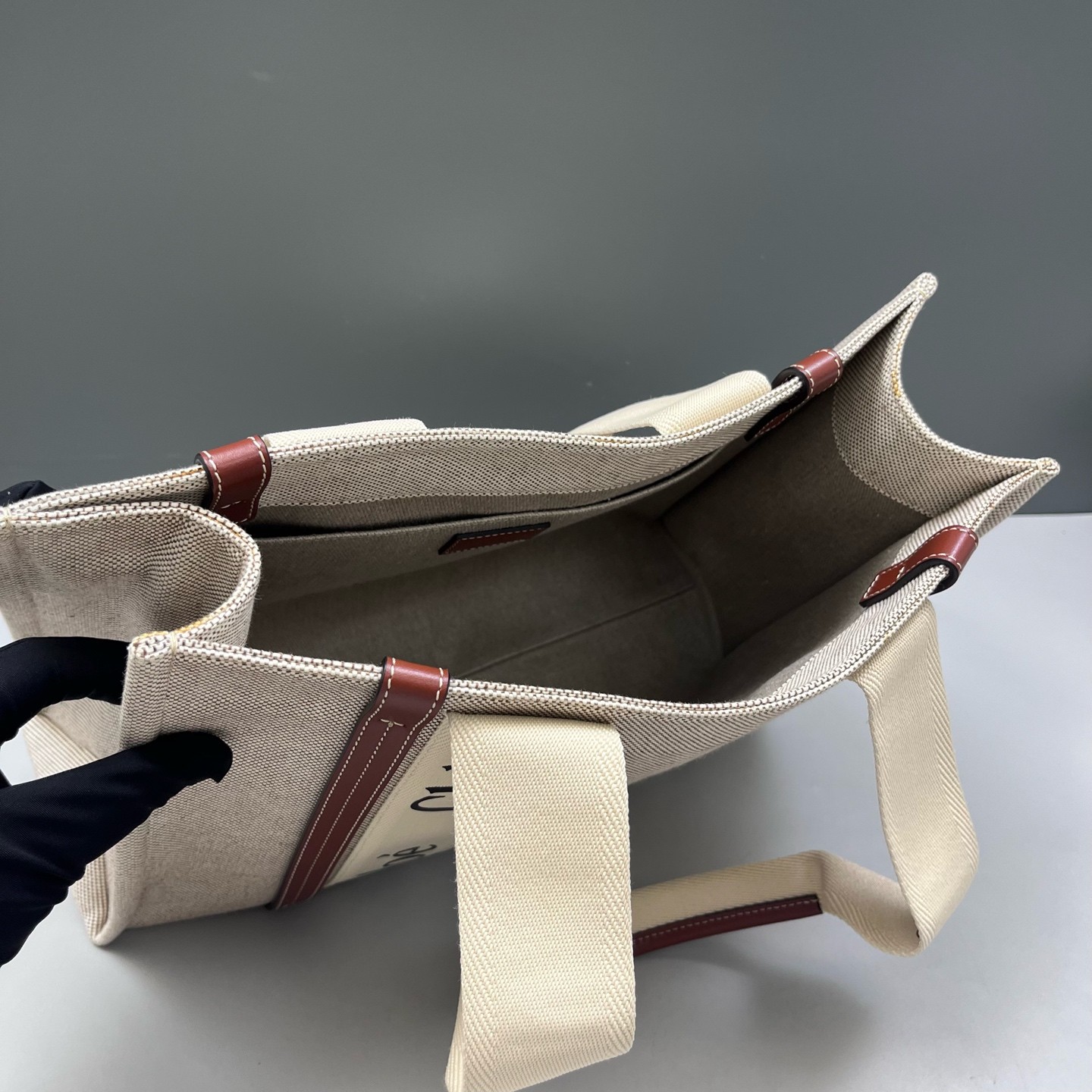 Chloe Medium Woody Ribbon Tote Beige Brown Black Canvas Calfskin (sa071626a2r)