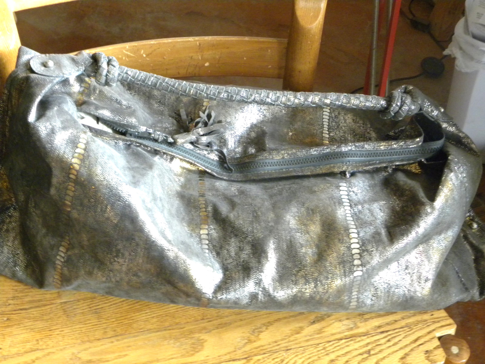 Large SIGNED Antonio Luciano Metallic Textured Handbag Designer Purse