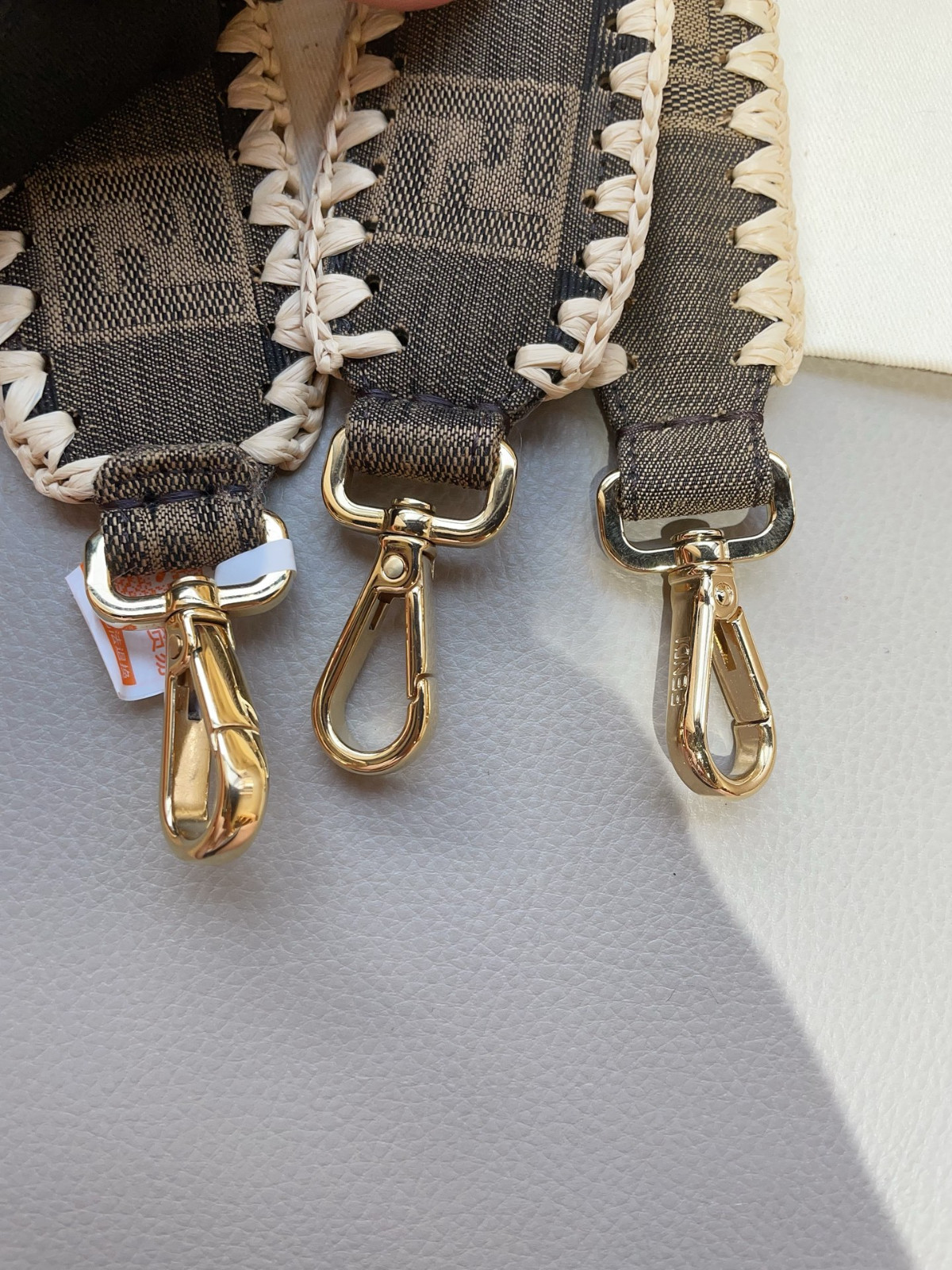Fendi Medium Raffia Woven Baguette, （26×13×7）cm