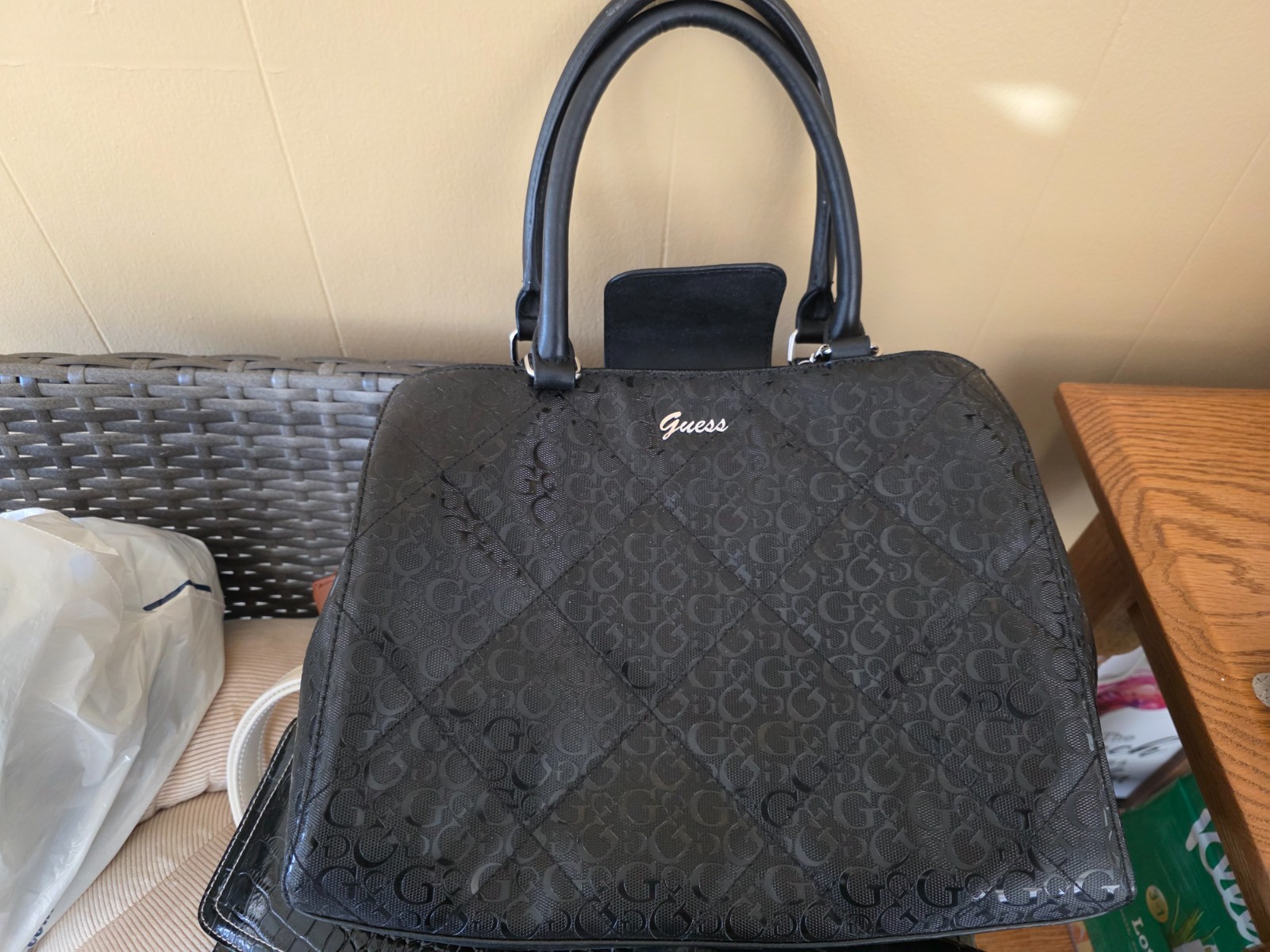 Cute black Guess handbag for women