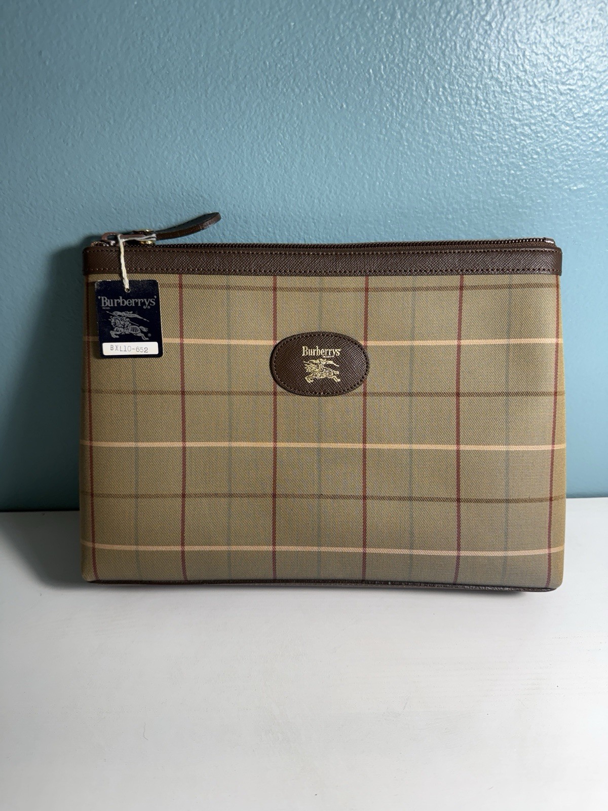 Vintage Burberrys Classic Plaid Cosmetic Pouch Clutch – Made in Italy – NWT