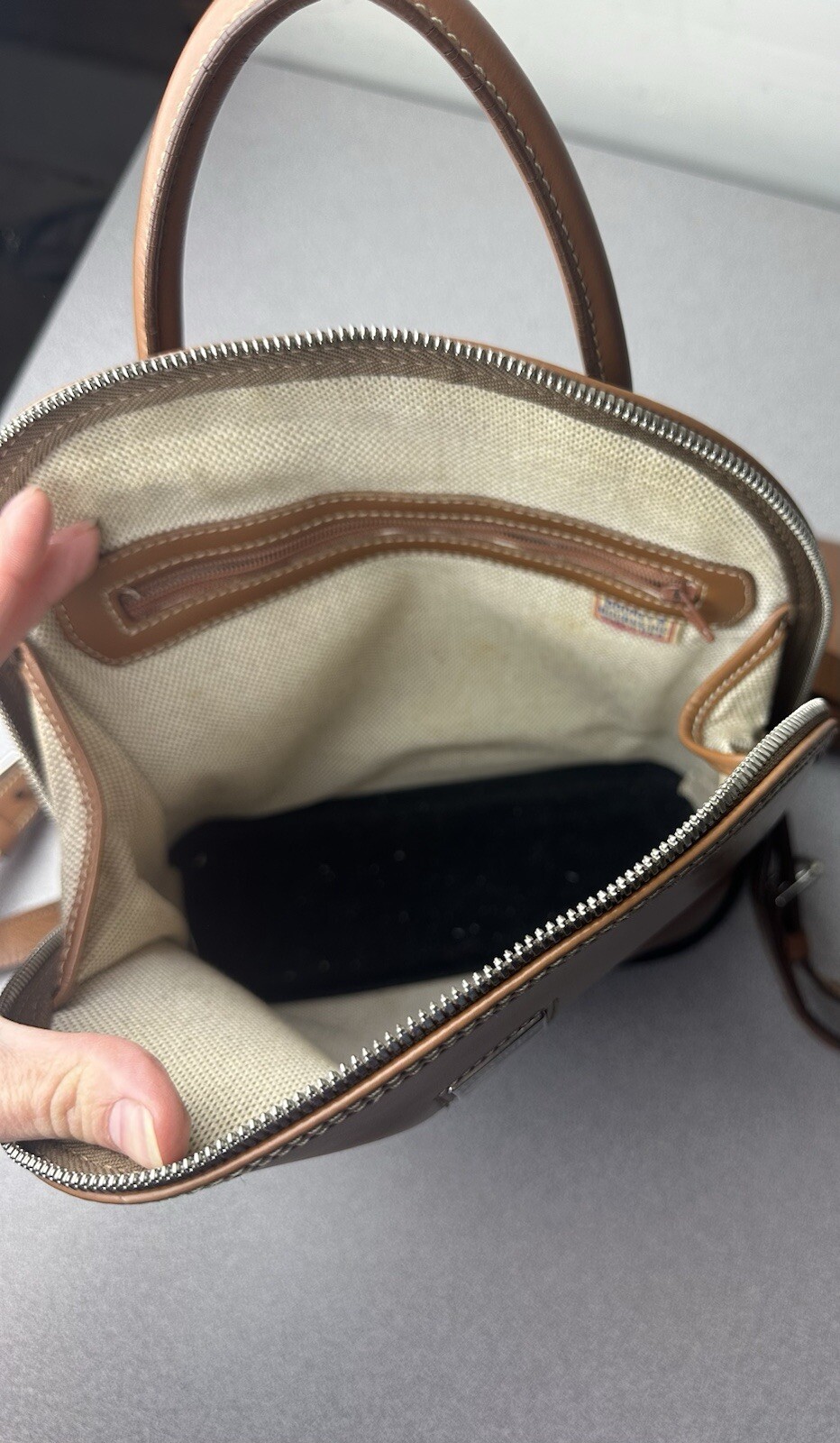 Dooney & Bourke Brown/Camel Leather Rare Parasole Backpack