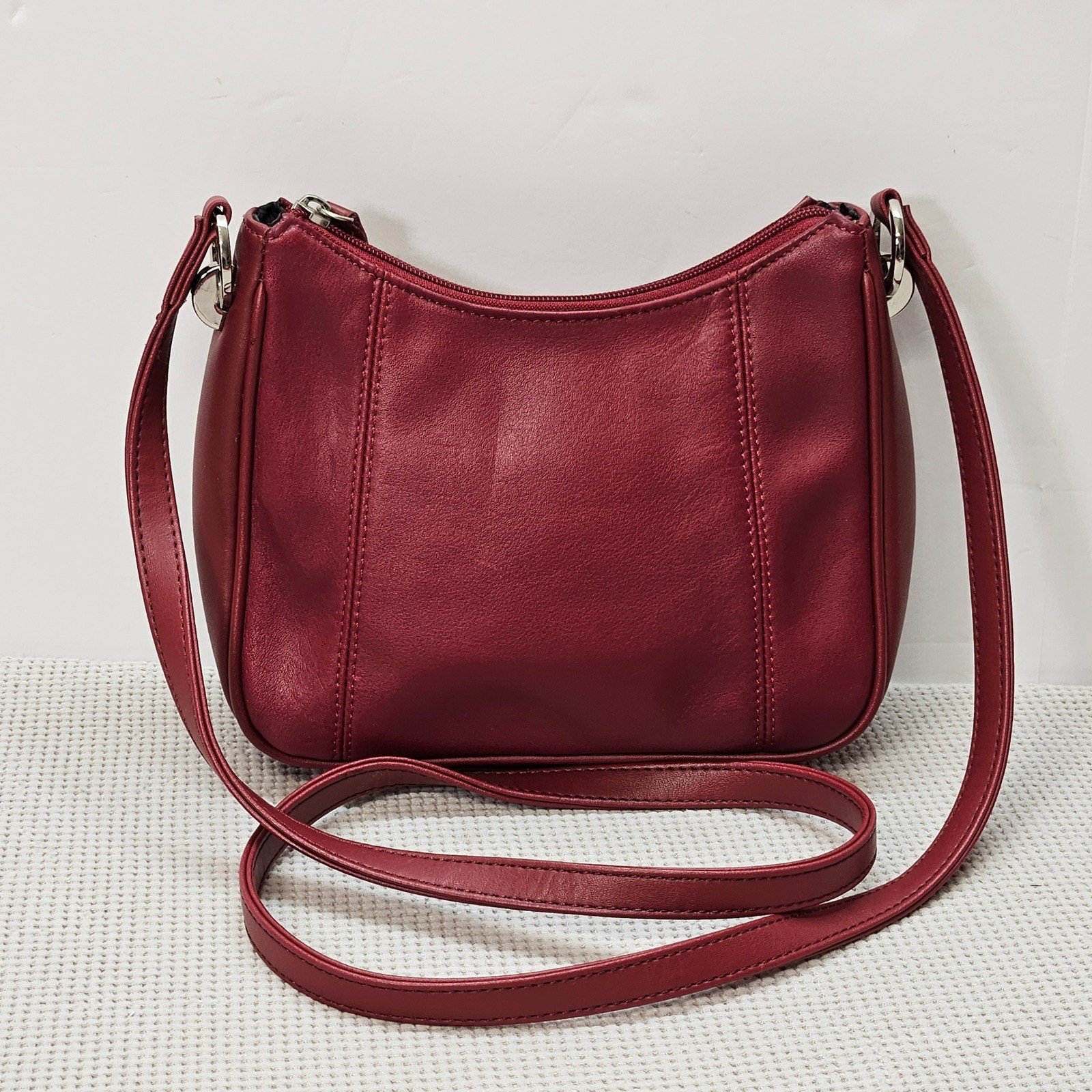 Worthington Burgundy Red Leather Small Shoulder Bag Zip Top Silver Hardware
