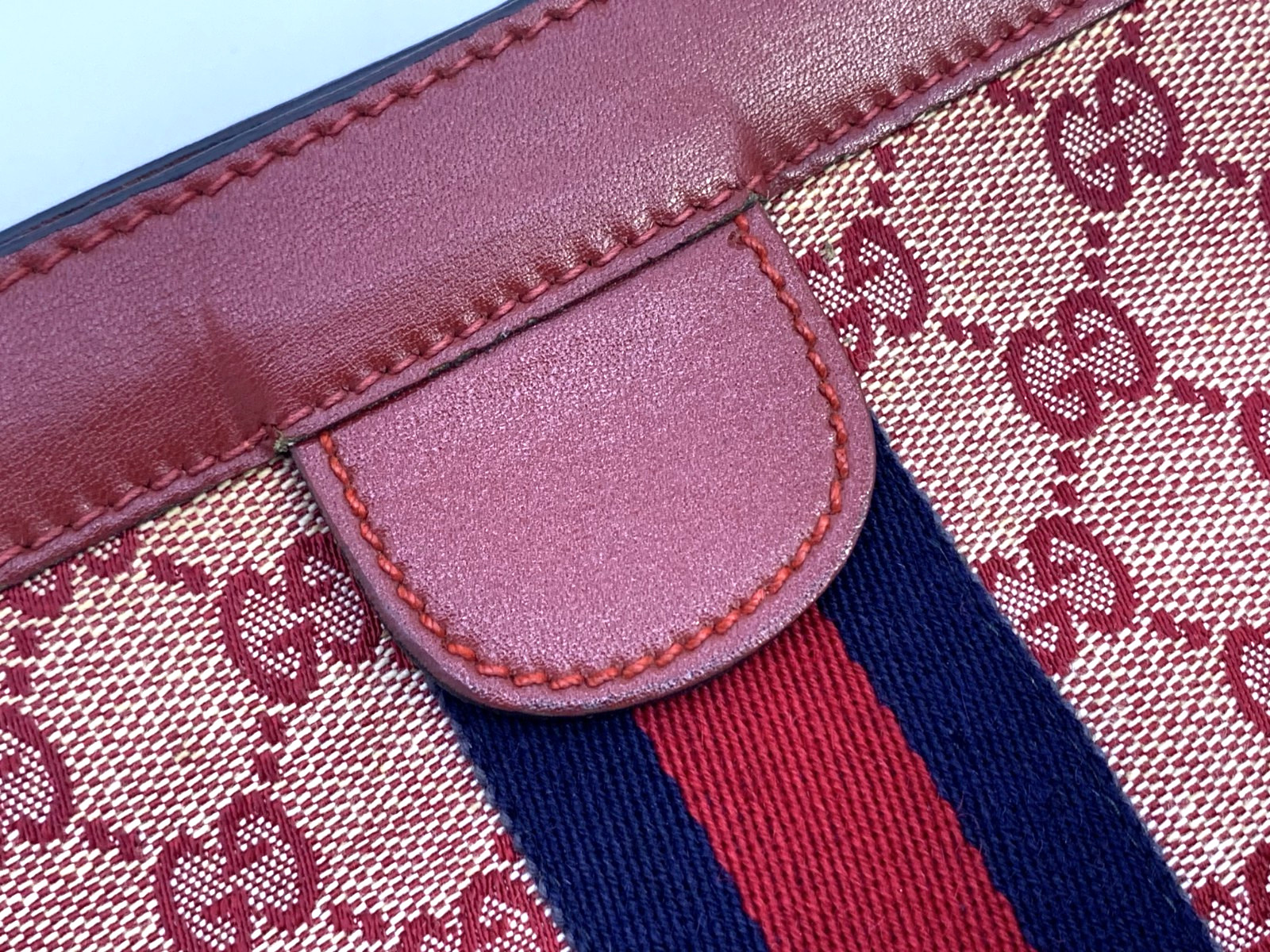 GUCCI VINTAGE GG Canvas Shoulder Bag Chain Strap Sherry Red Rare Authentic