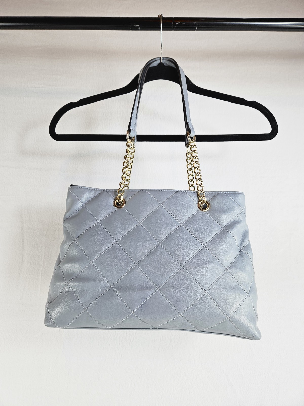 Nine West Sidonie Quilted Carryall Tote Bag Blue Grey Gold Chain Strap Shoulder