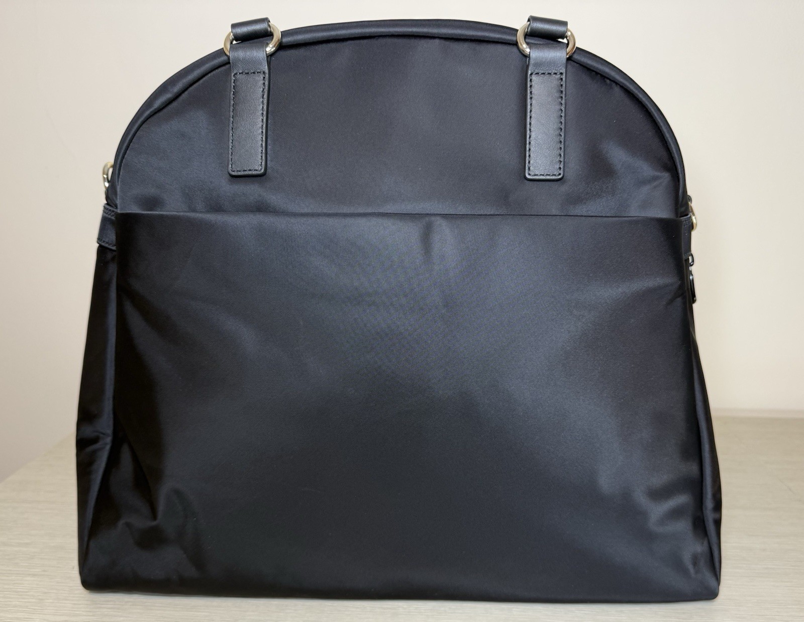 Lo & Sons – The O.G. 2 Large – Black Exterior / Gold Hardware / Grey Interior