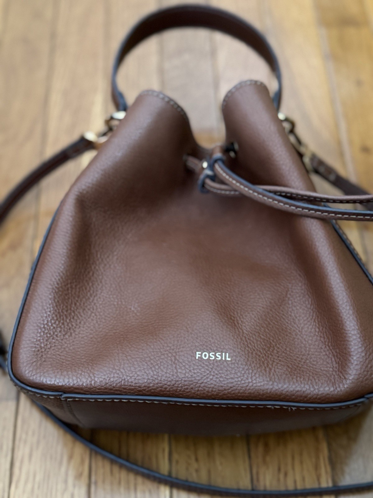 Fossil Handbag Brown Leather, All-Season, Shoulders Design