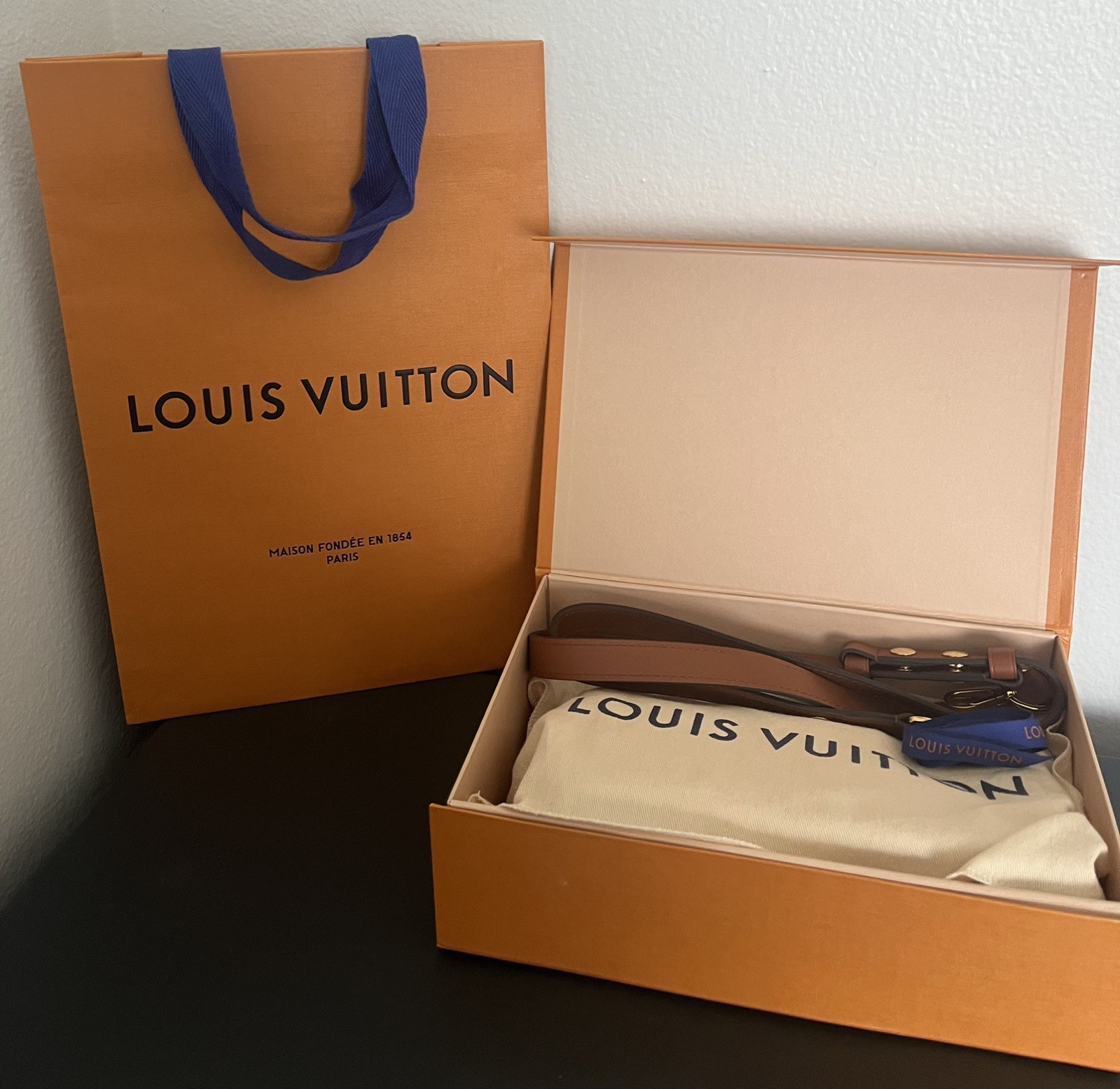 NEW Louis Vuitton Dauphine Reverse Monogram Mini Bag. Receipt From LV