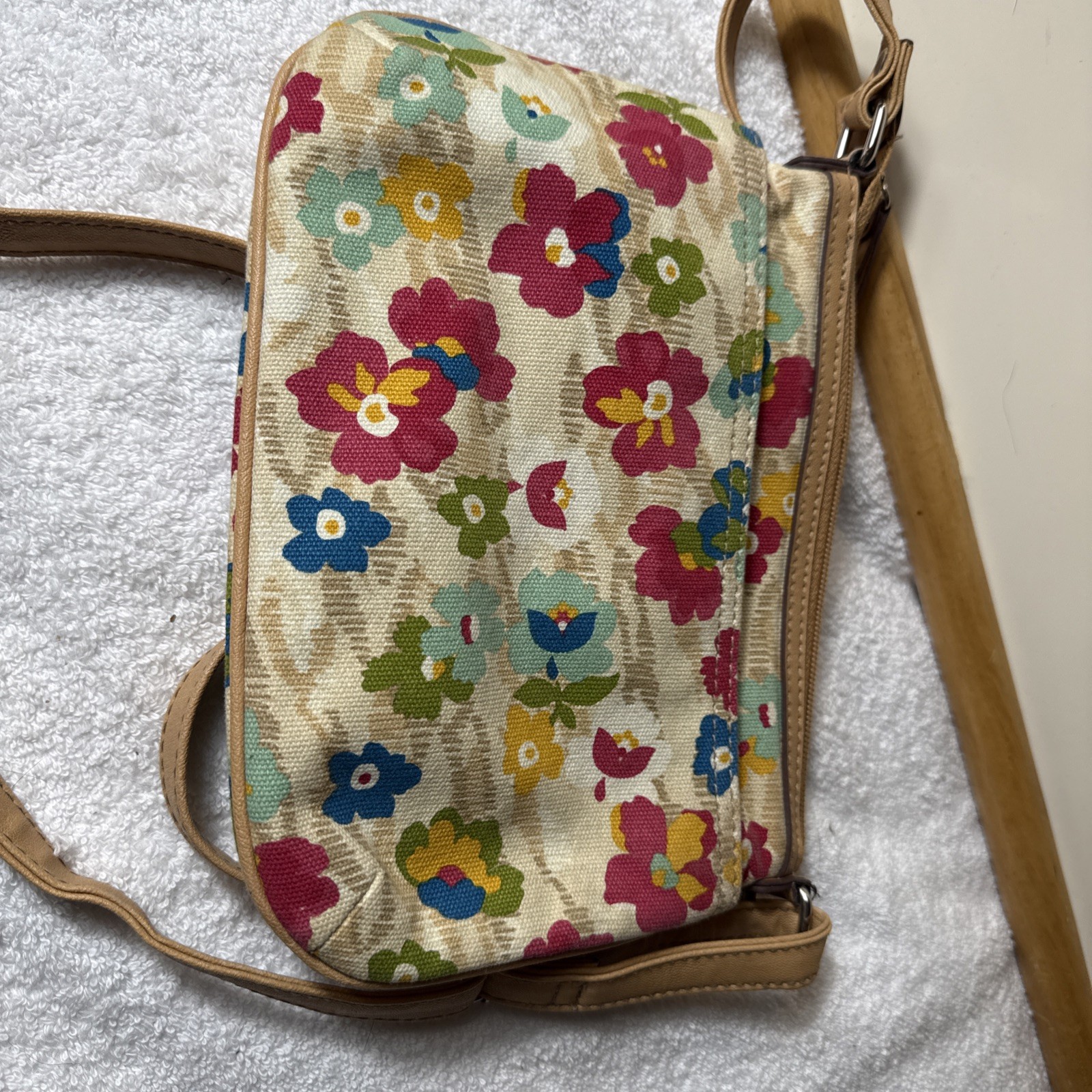 RELIC Crossbody purse, Canvas/ Cloth, Floral