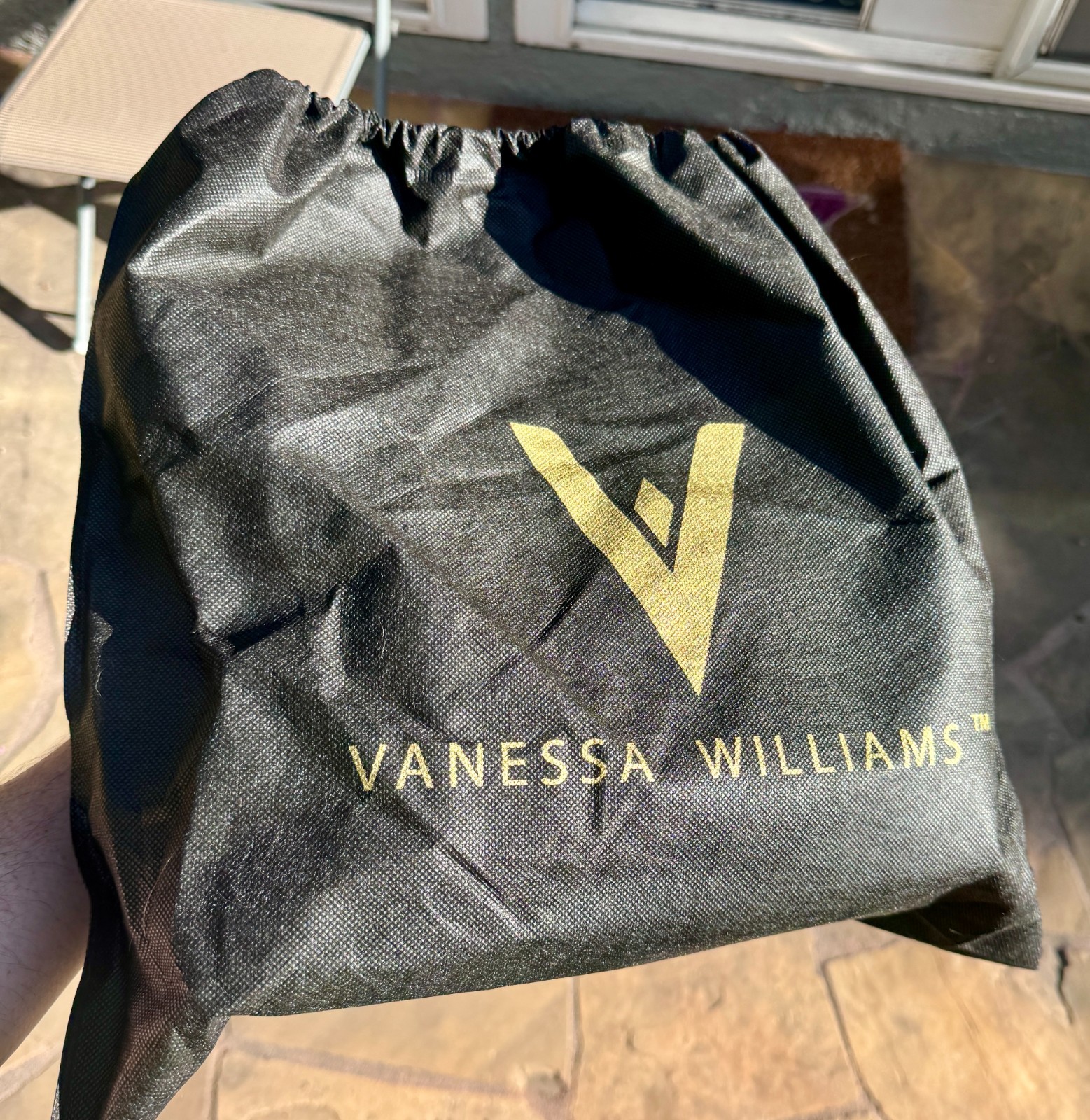 VANESSA WILLIAMS purse POSH HOBO BAG merlot w/zipper and strap BRAND NEW MINT !!