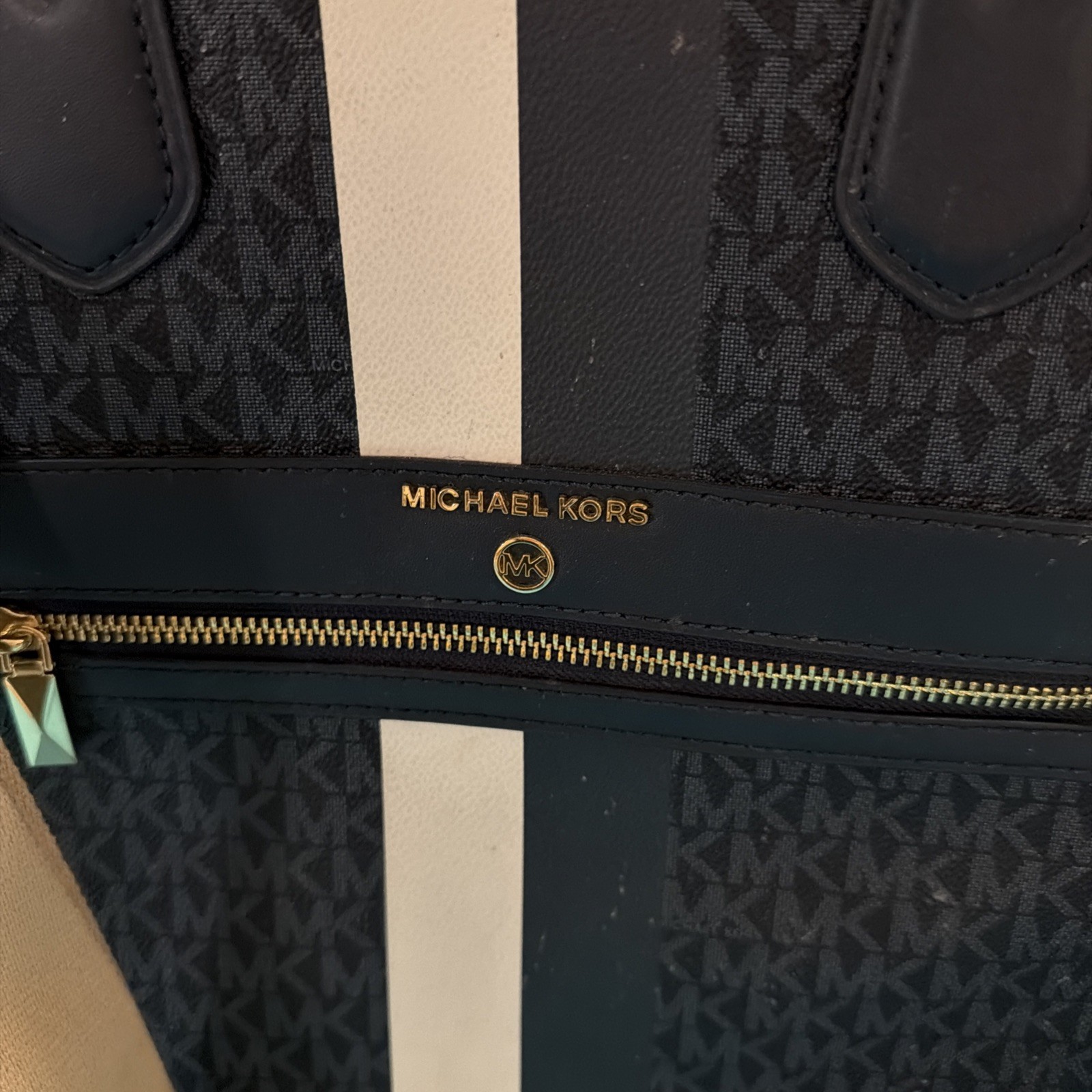 Michael Kors Large Tote Kenly Handbag Navy Messenger