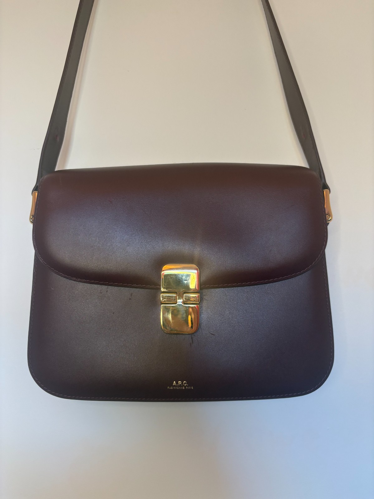 A.P.C. Large Grace Bag Vino Color in Smooth Leather – Crossbody Bag