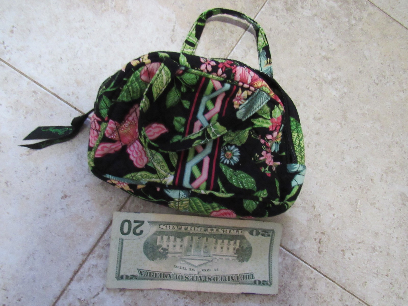 $65 Vera Bradley Pocketbook Purse Bag Quilt Cotton Lola Black Green 7″ X 4″X 2″