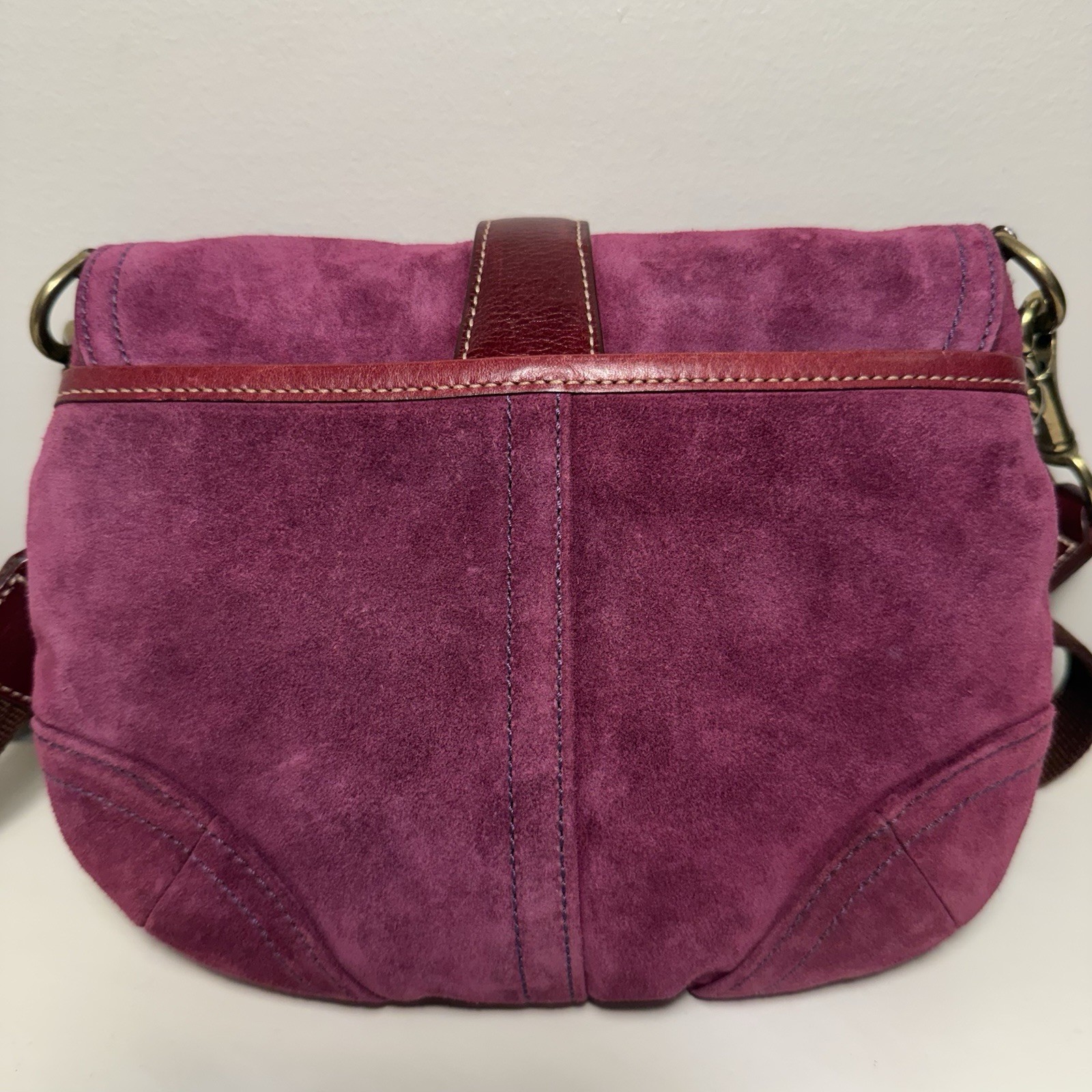 RARE Coach SoHo Shoulder Bag Purple Suede Vintage Buckle Bordeaux Flap Crossbody