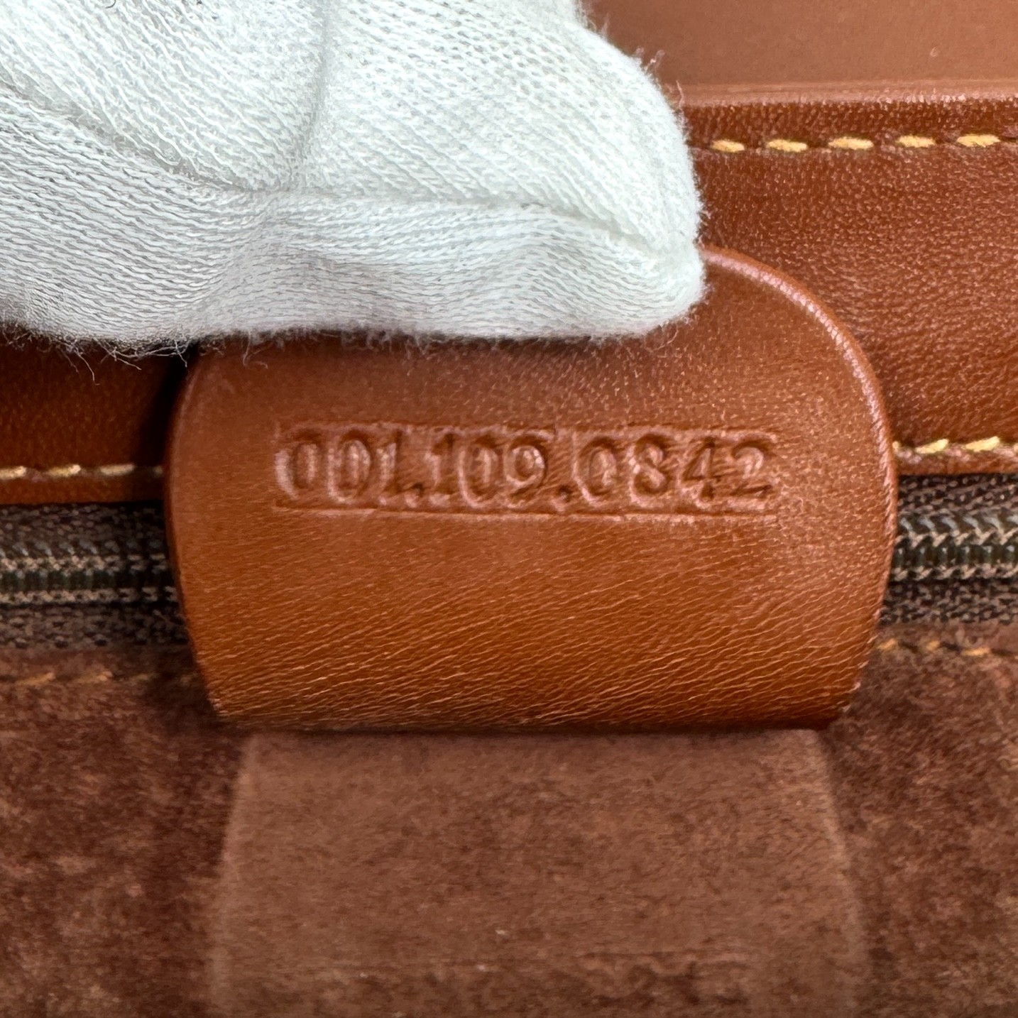Vintage Gucci Shoulder Bag Chain Suede Brown Authentic 479T0427