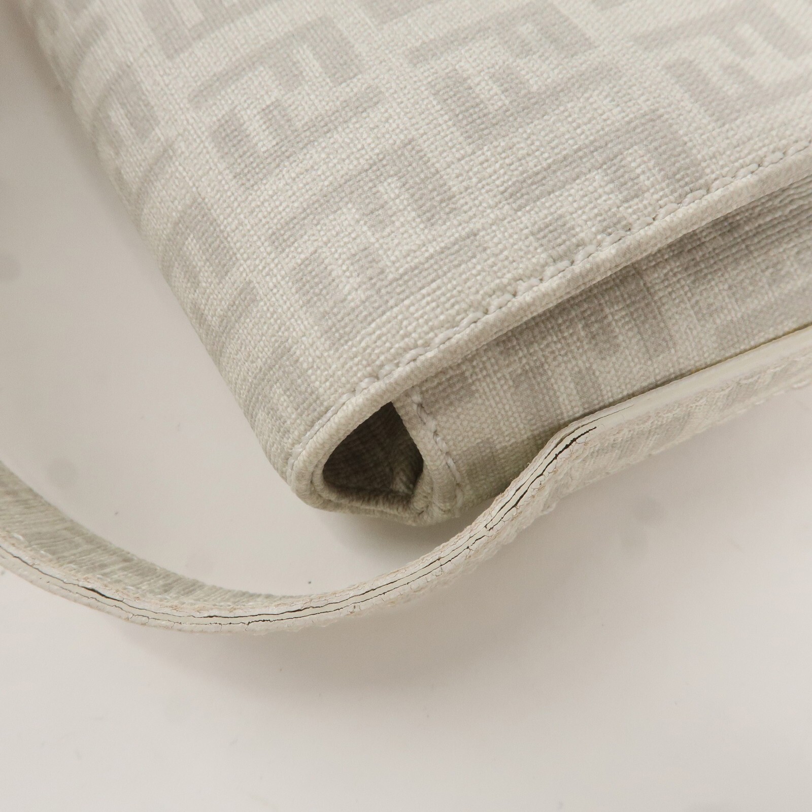 FENDI Zucchino Print Shoulder Bag White Gray PVC 8BT127 Auth Used