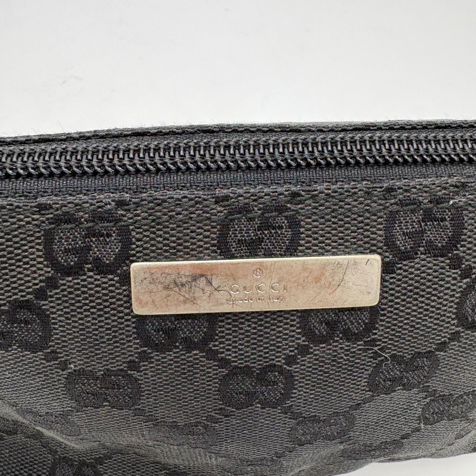 Auth GUCCI GG Canvas SV Plate Accessory Pouch Handbag Black 039 1103 2Y9577