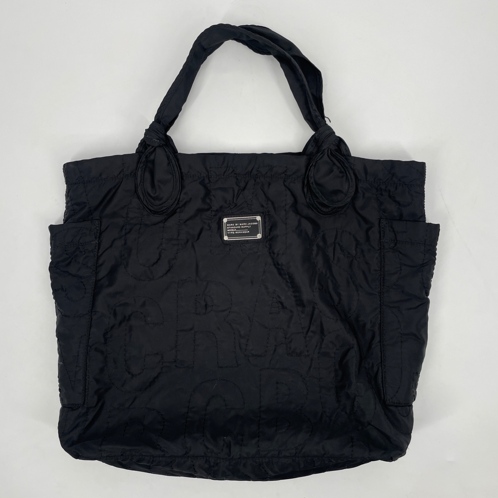 Mark Jacobs 22″ quilted nylon fabric Bag tote Black pockets logo Large oversized