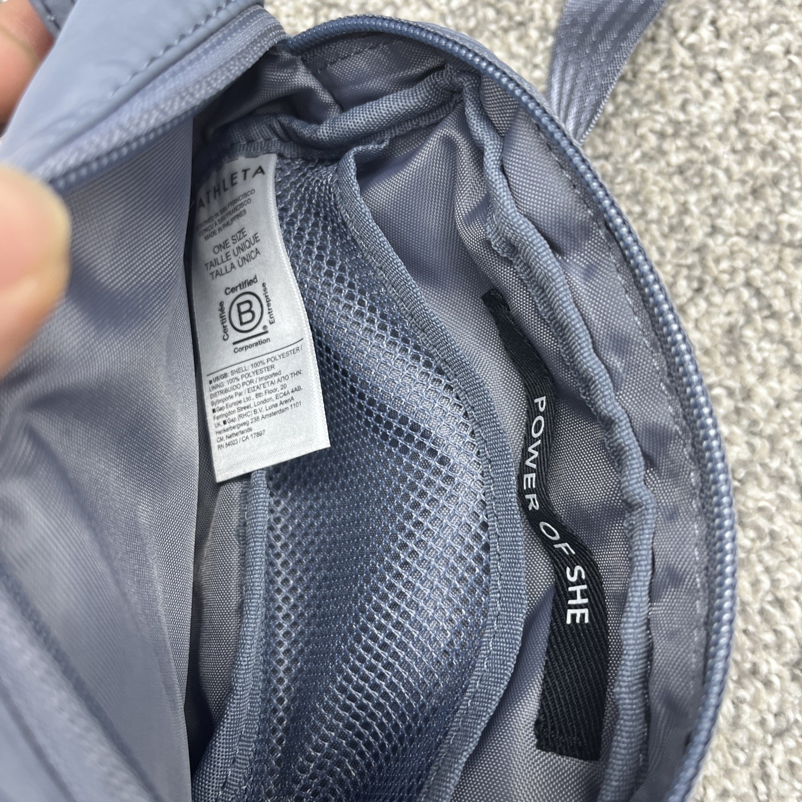 Athleta All About Water Repellent Crossbody Bag Purse Belted Gray Gym Small