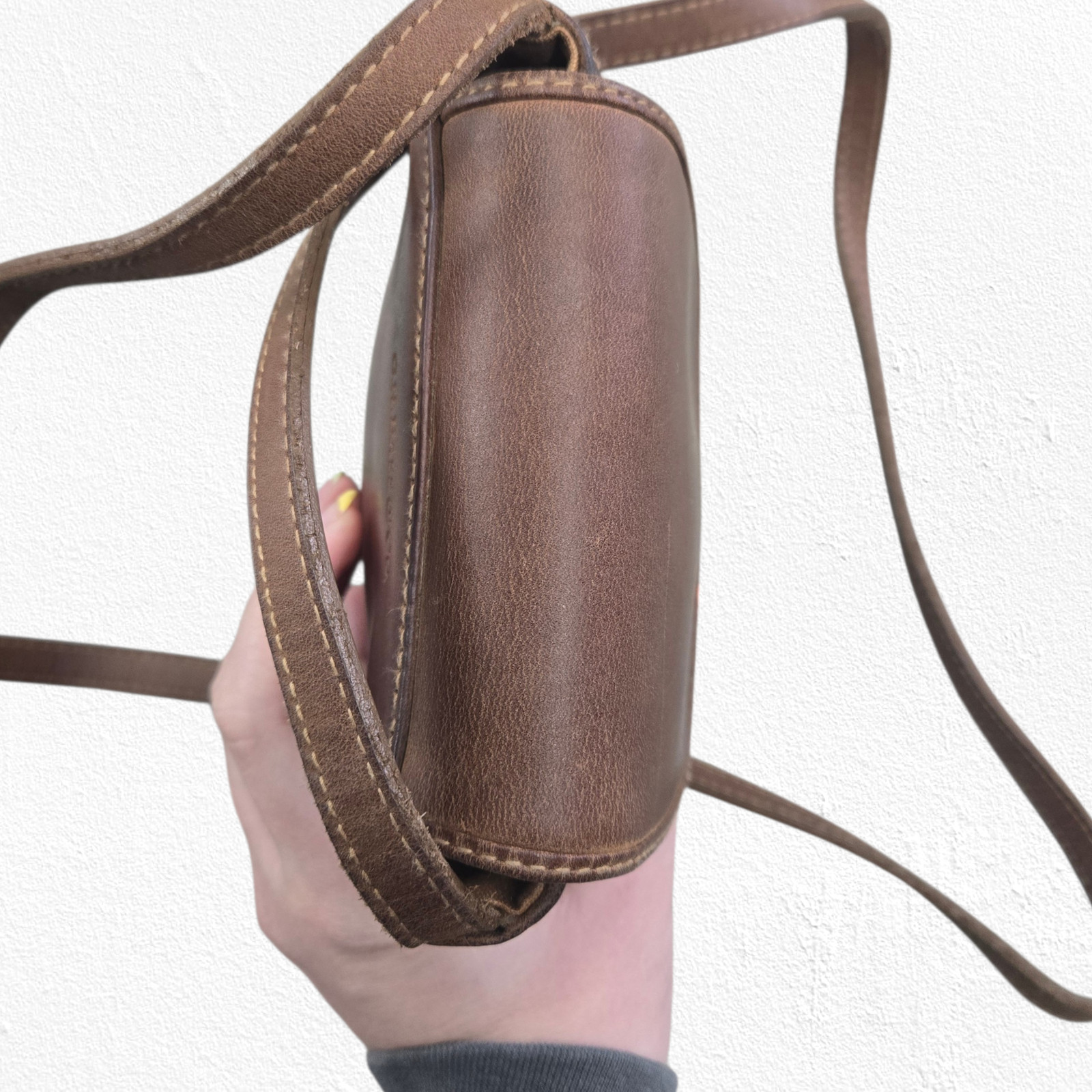 Vintage 90s G.H. Bass Leather Crossbody Bag Brown Mini Wallet Purse Phone Case