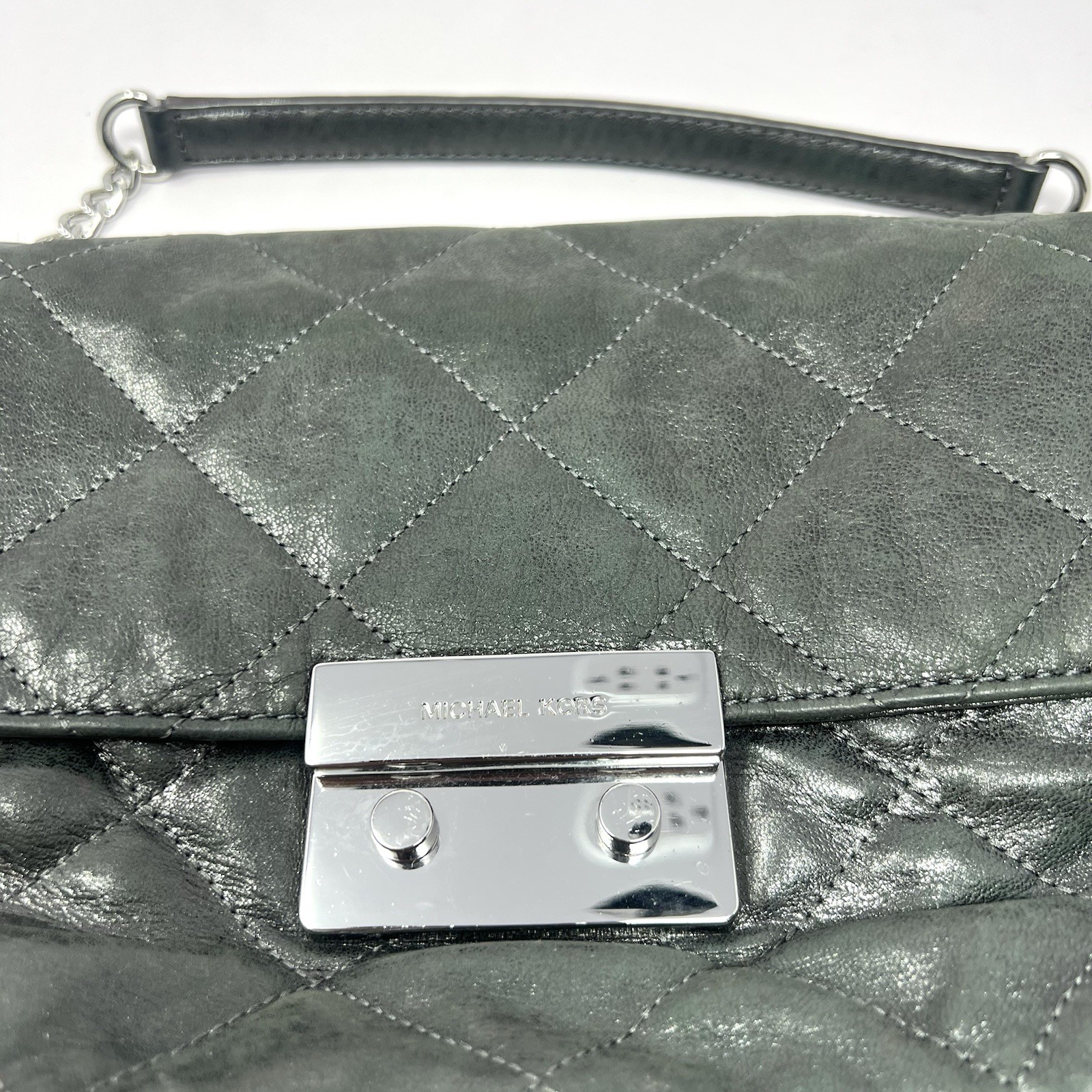 Michael Kors Sloan Crossbody Shoulder Bag Quilted Grey Leather Chain Strap GUC