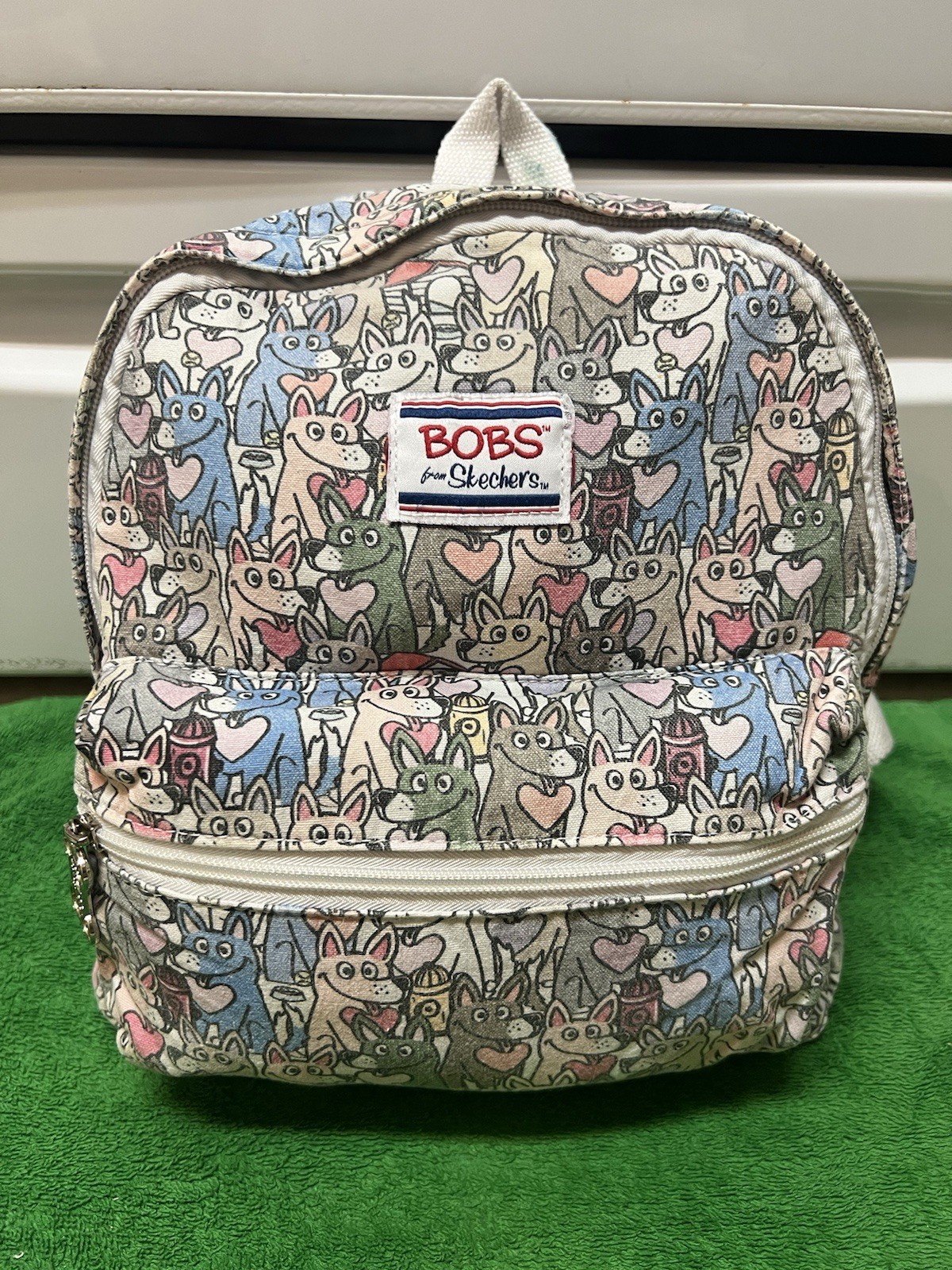 Bobs From Skechers Dog Backpack. 10” X 10” X 3.25”