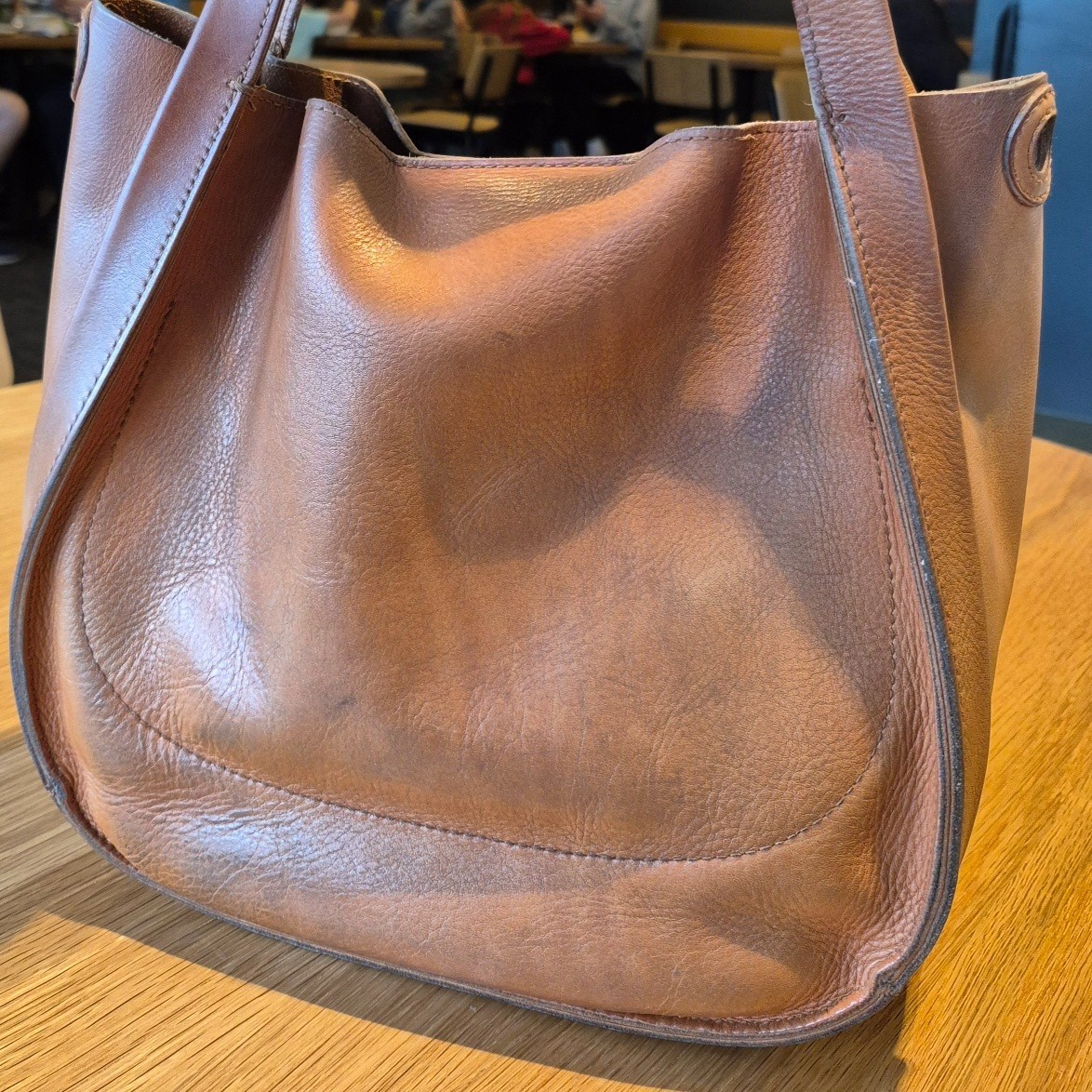 MADEWELL The Sydney Tan Leather Shoulder Bag NA105 – Missing Long Strap