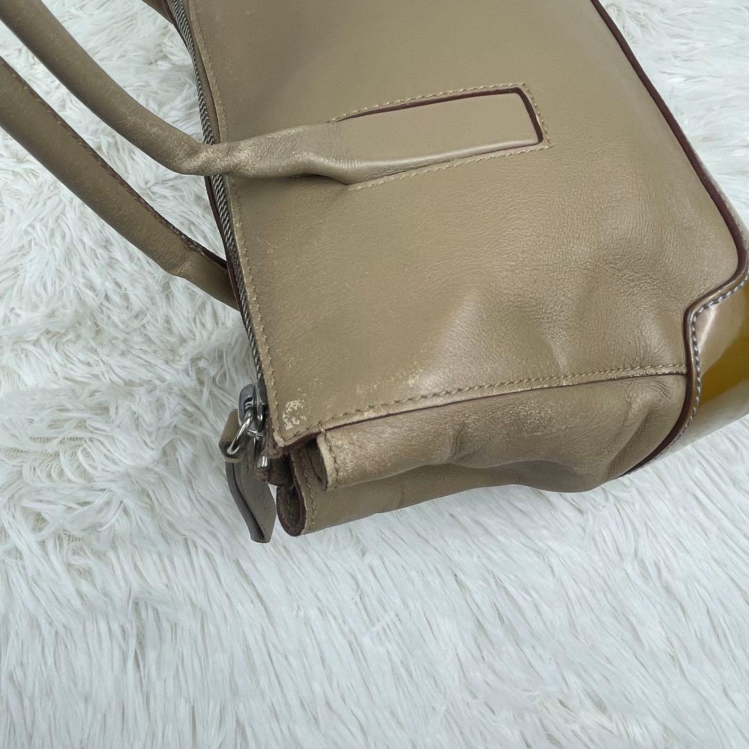 PRADA Archive Leather Shoulder Bag Beige Patent Leather Trim Vintage Y2K Authent