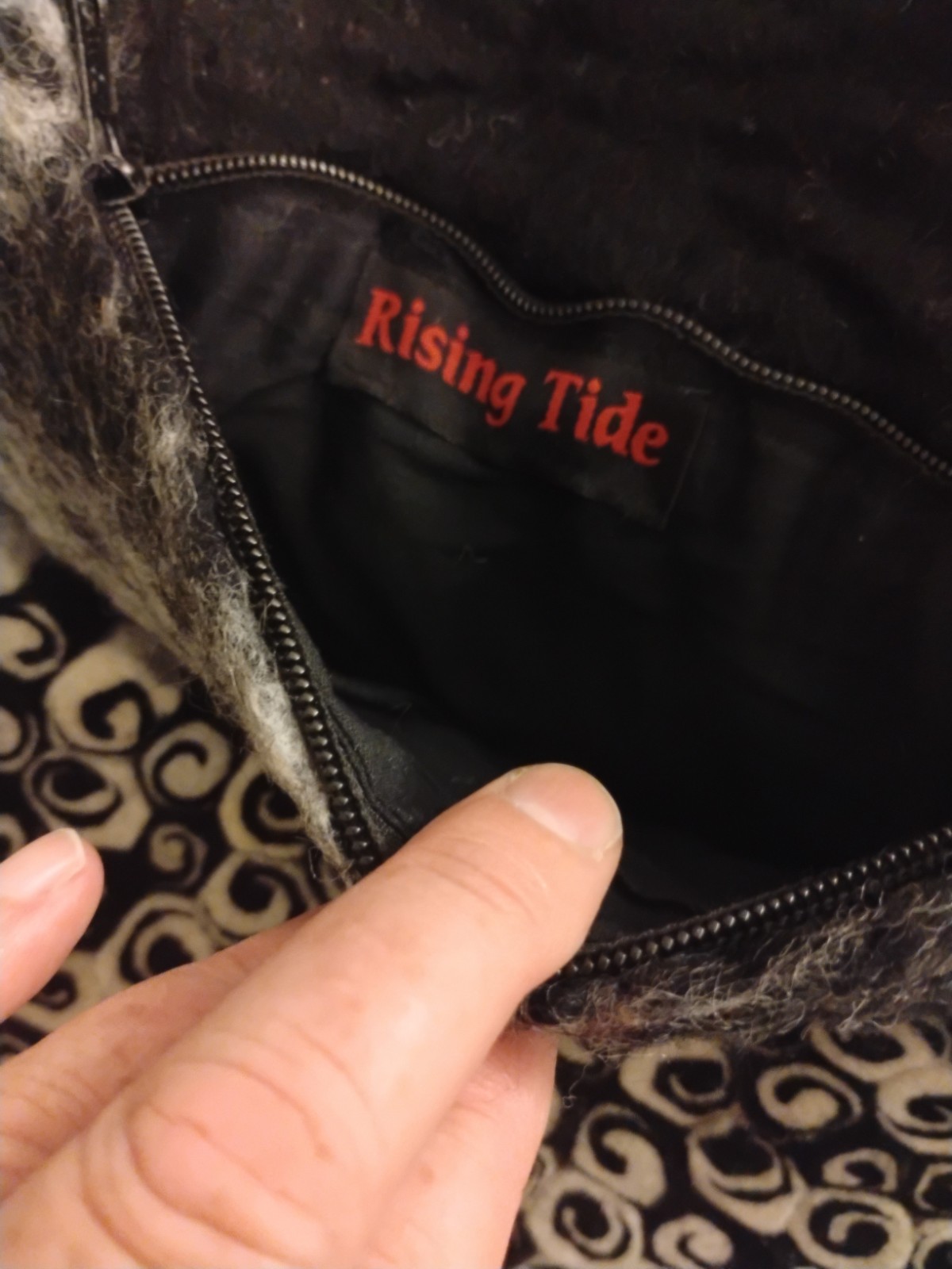 Rising Tide Wool Made in Nepal Purse. Very Good Condition. 7.5 in Deep 9 in Wide
