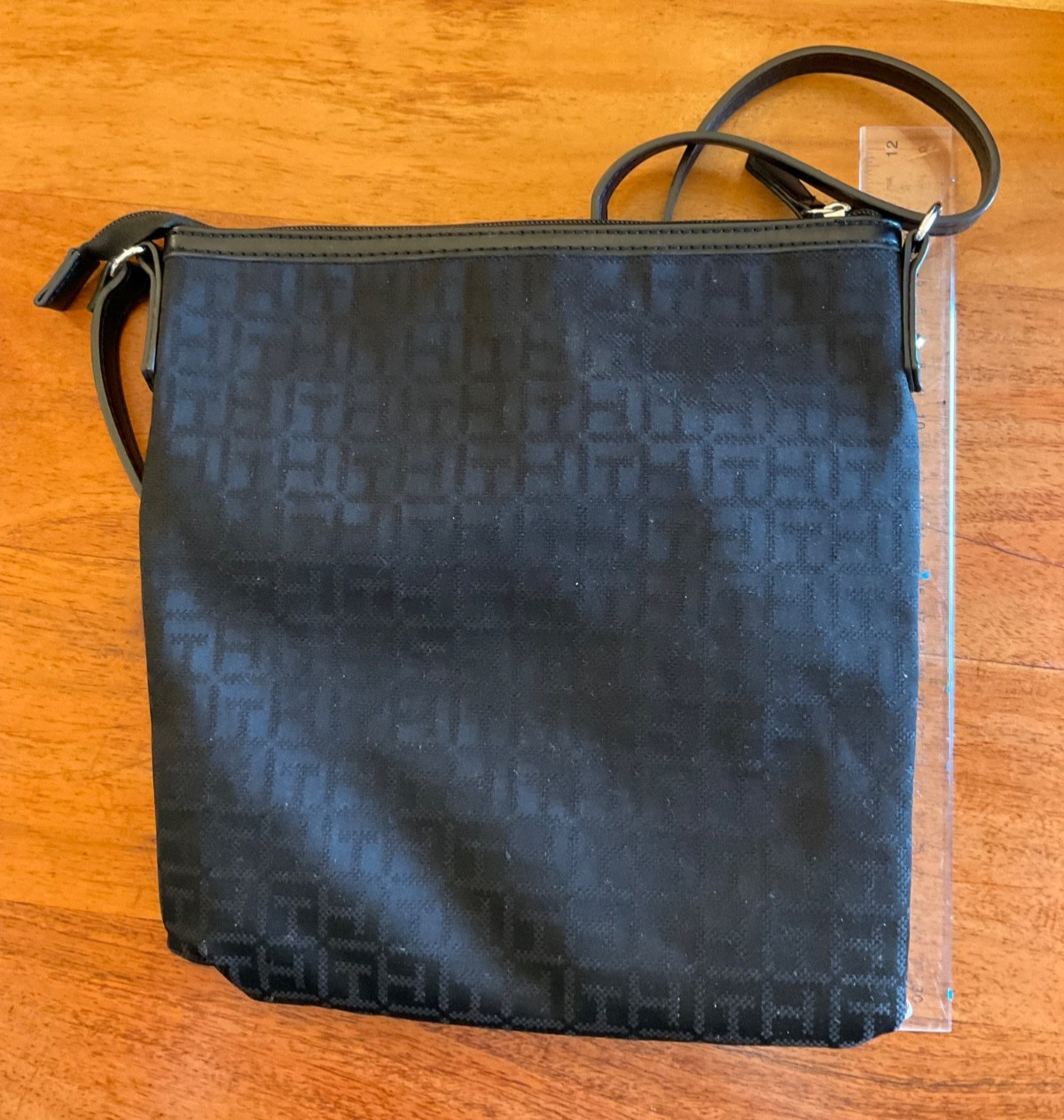 NWOT Tommy Hilfiger Black Monogram Crossbody Bag Purse Silver Logo Plate
