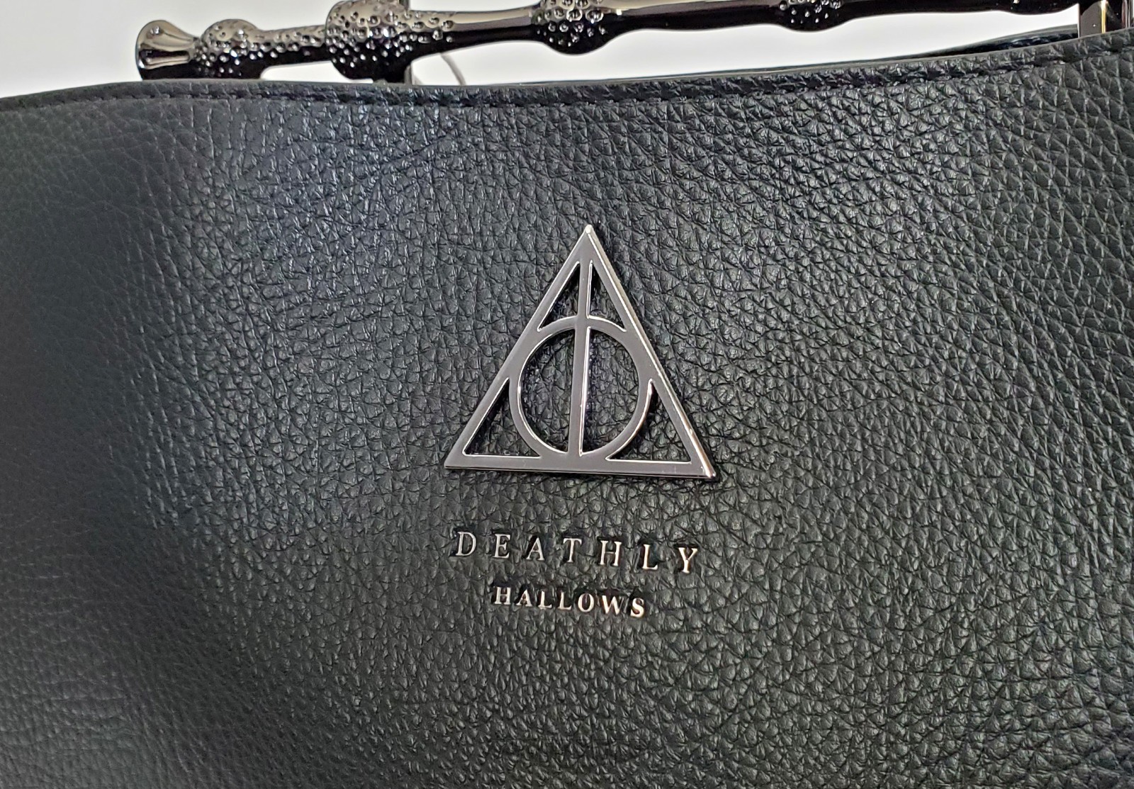 🚦Loungefly Harry Potter Elder Wand Black Crossbody Bag – Exclusive – New!