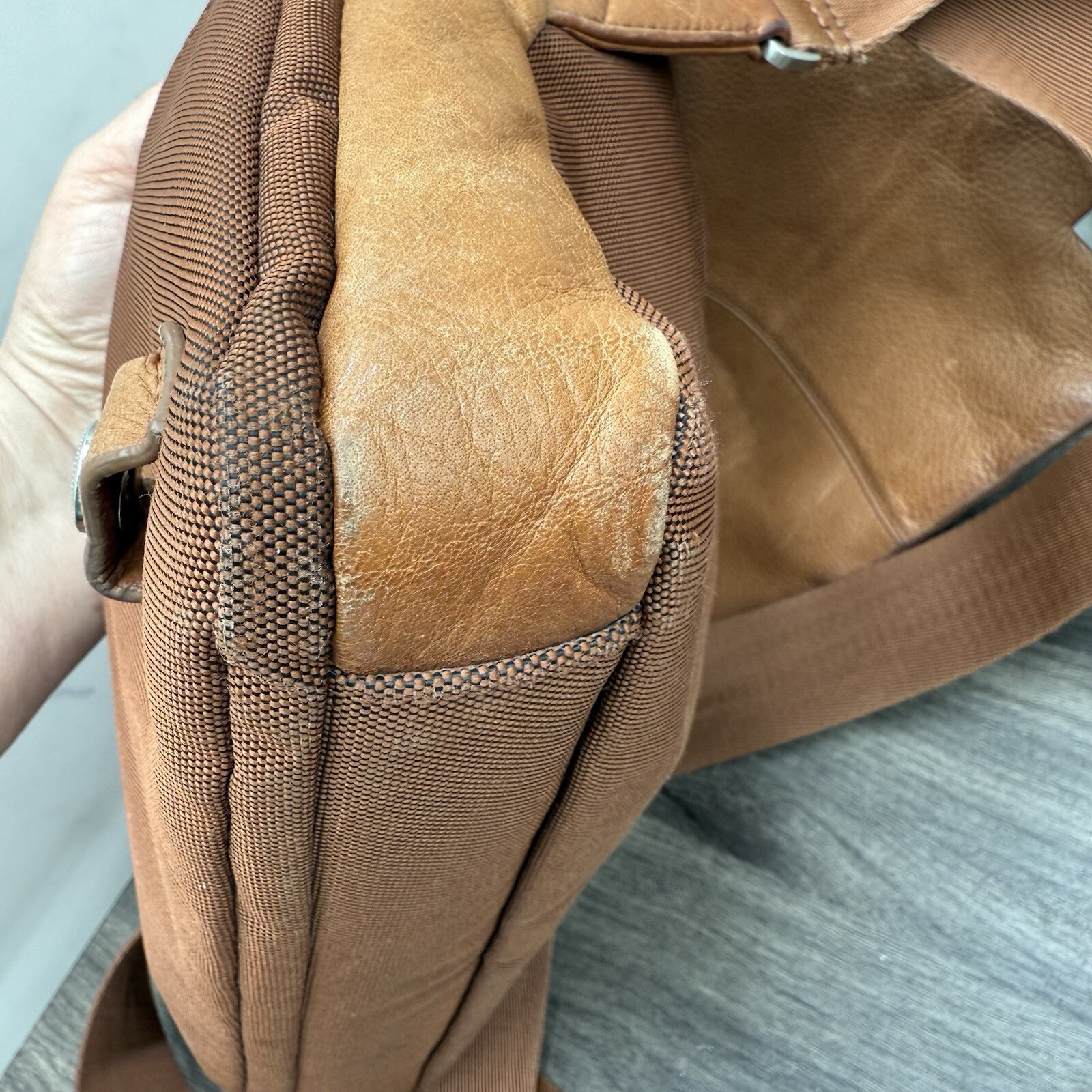 Knomo Messenger Laptop Bag 13in Light Brown Leather Adjustable Strap Crossbody