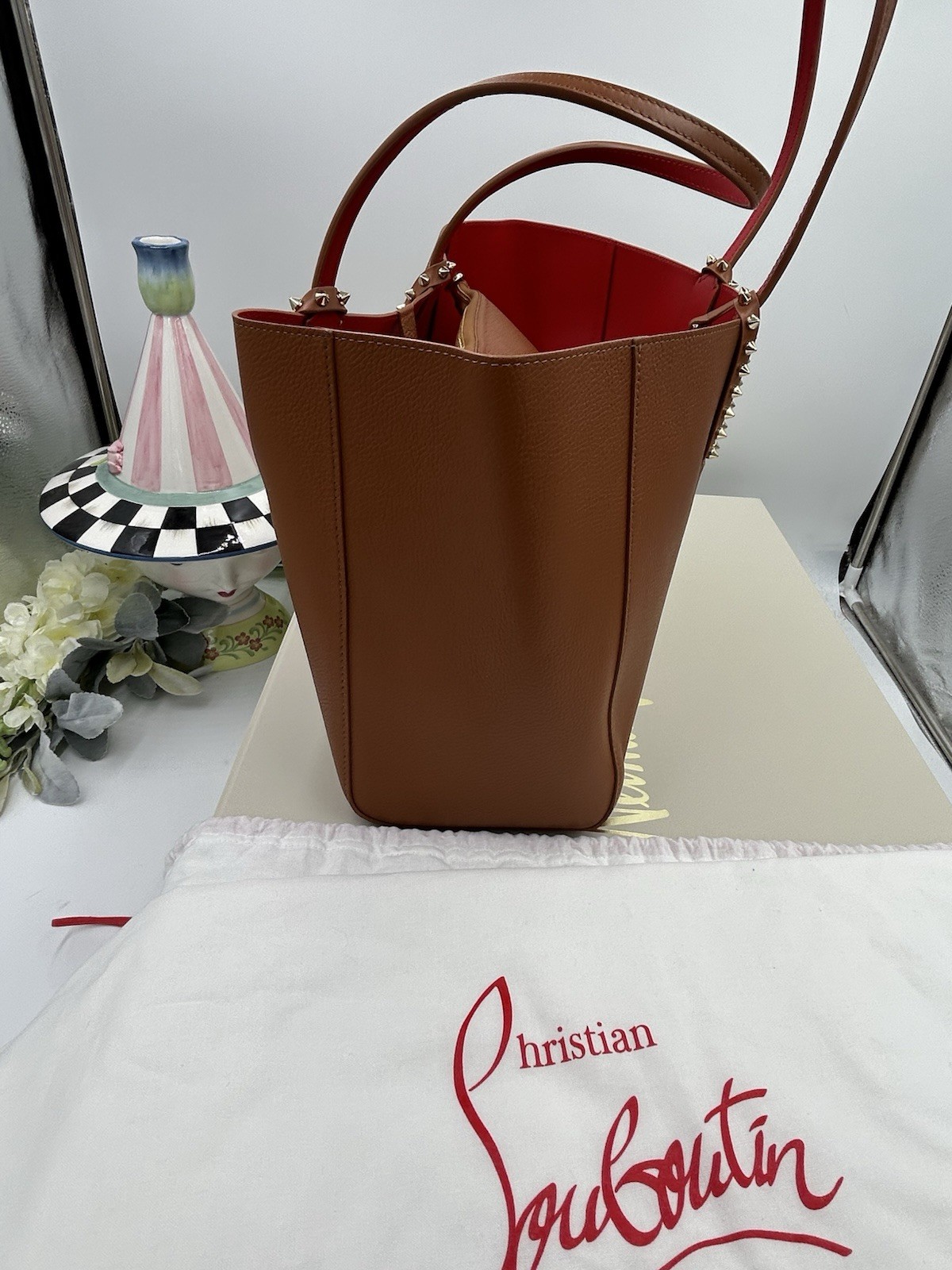 Women’s Christian Louboutin Cabata Tote Bag In Cuoio Brown Grain Calf Leather