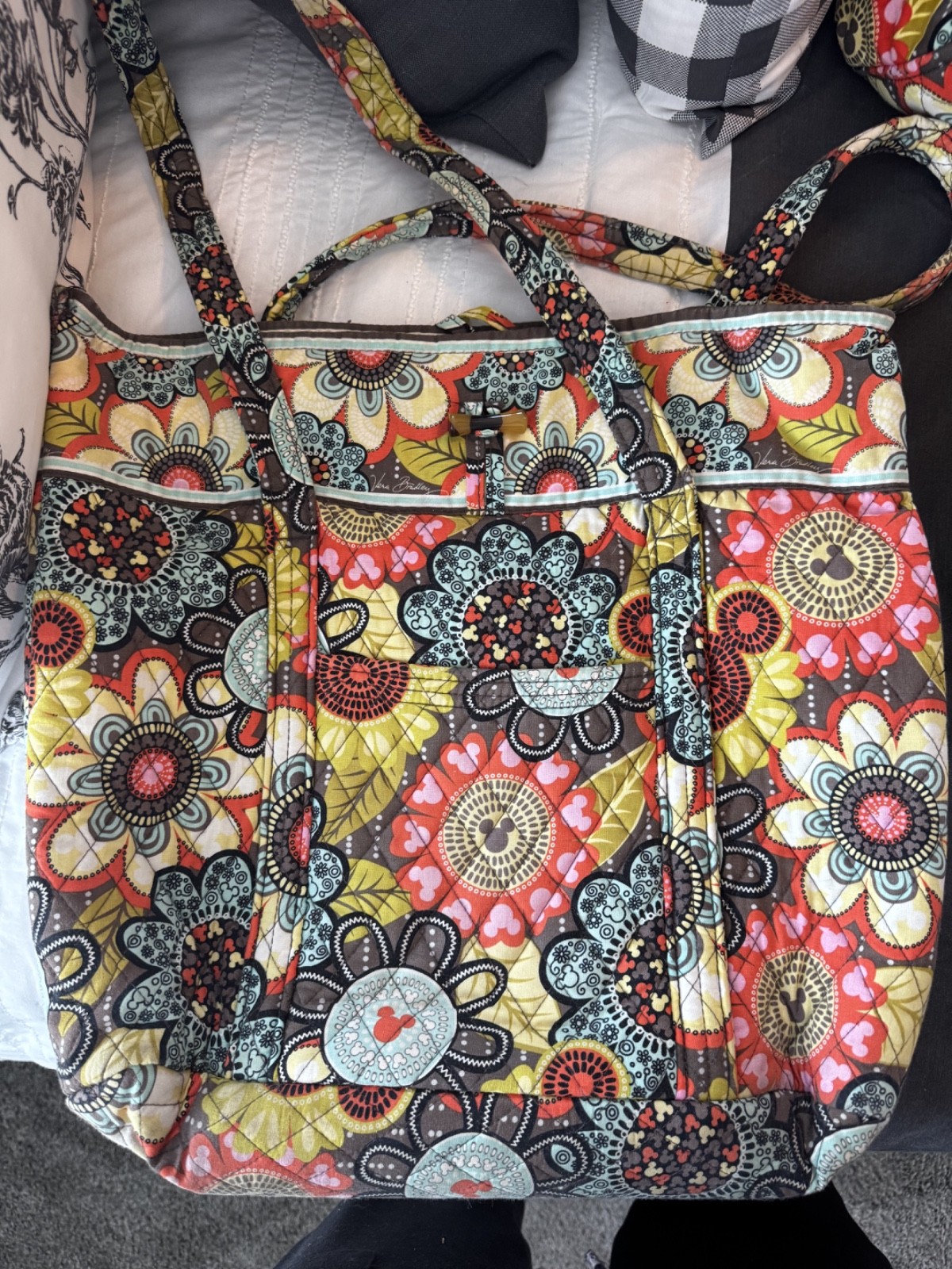 Vera Bradley Disney Collection Mickey’s Perfect Petals Large Vera Tote Bag New