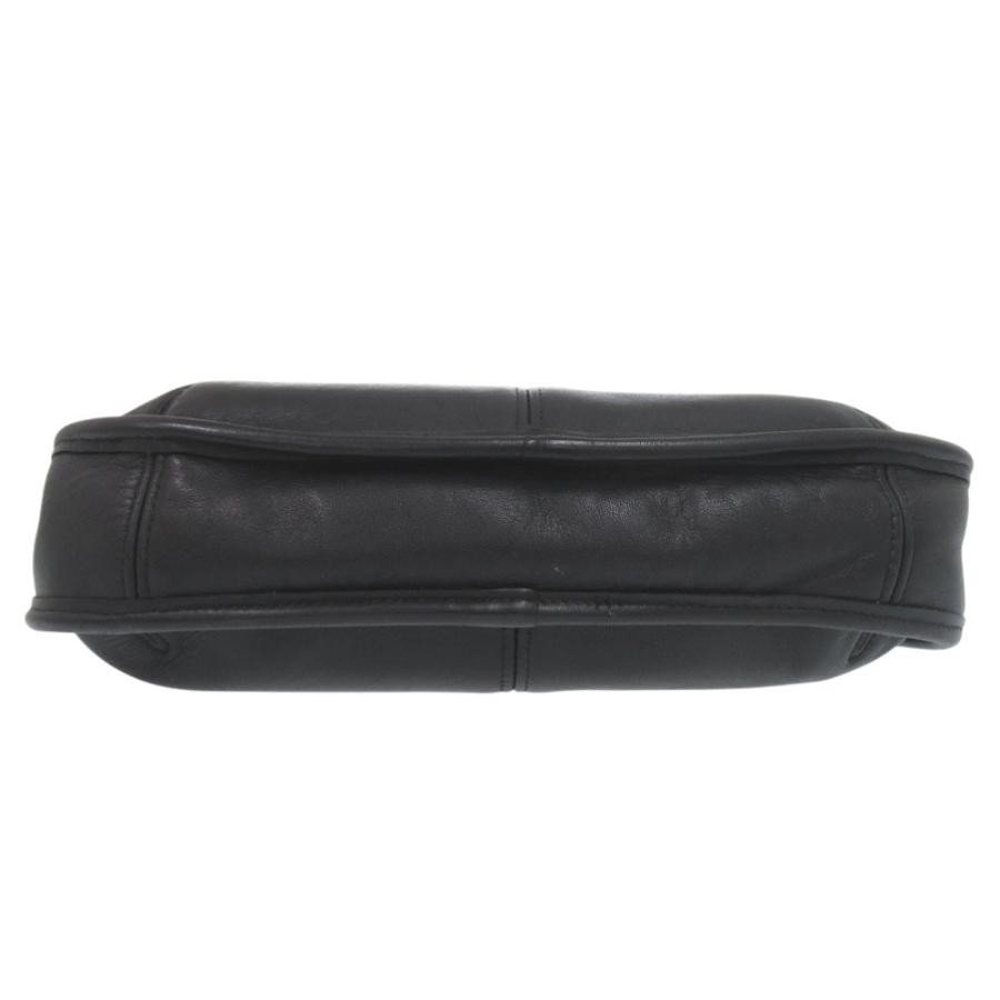 COACH Bag: Old Coach One Shoulder Bag 9025 Black W31H23-29D6cm w/ charm;