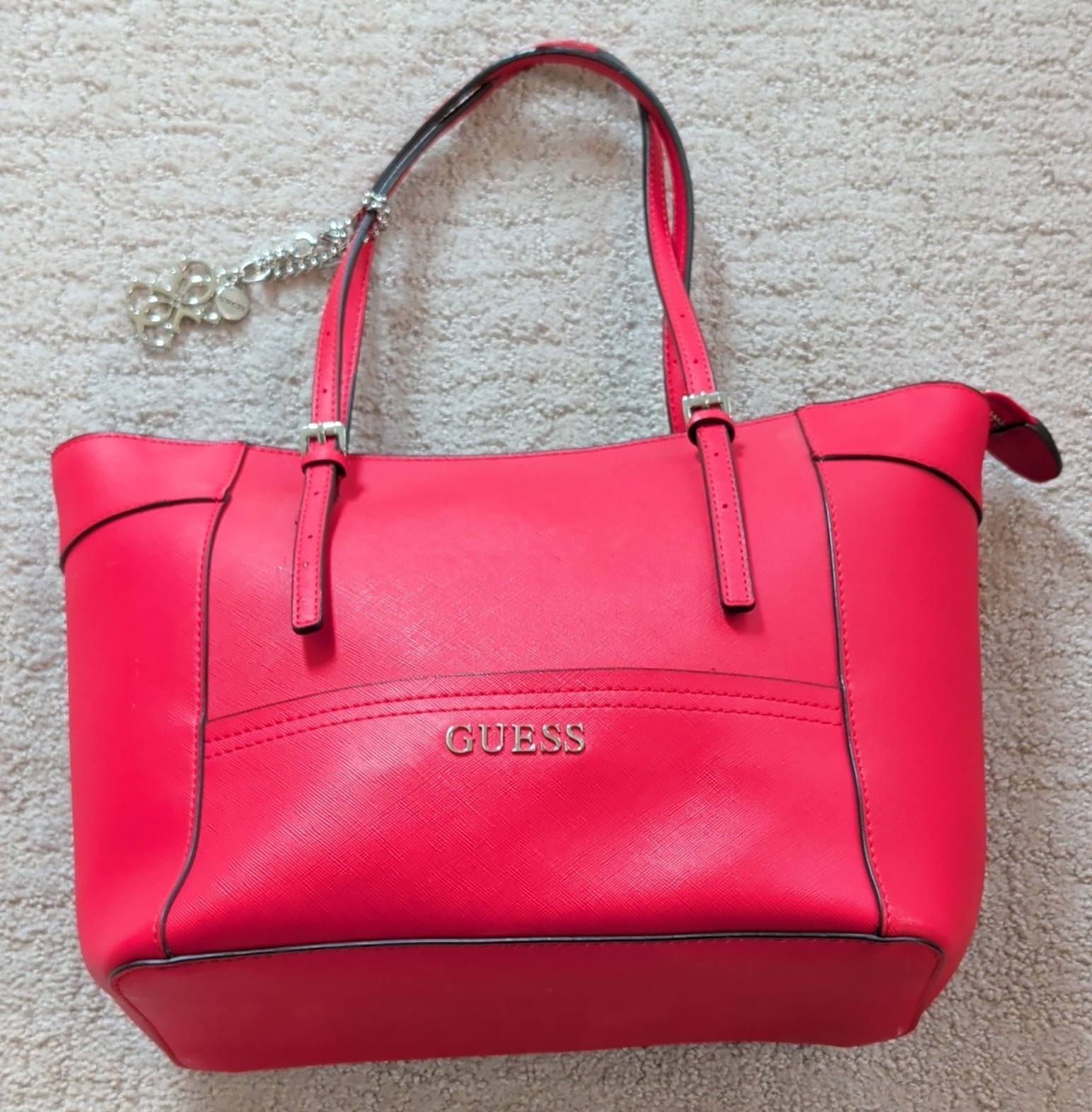 GUESS Red Tote Bag Zip Top Lined Inner Pockets Silver Hardware Logo Charm