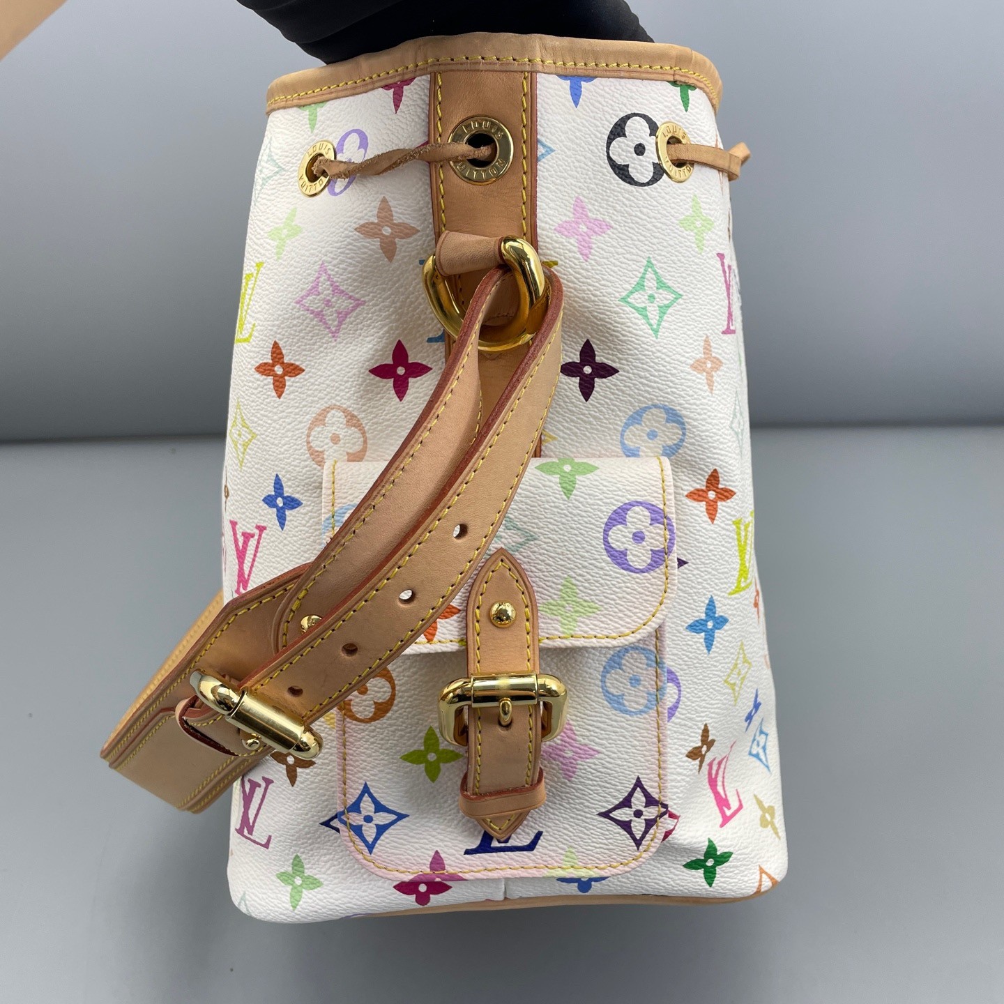 Louis Vuitton Noe GM White Multicolore Monogram Bucket Bag Y2K Auth.