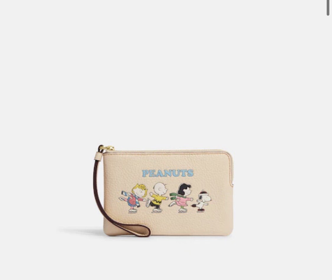 Coach X Peanuts Corner Zip Wristlet With Snoopy And Friends Motif NWT