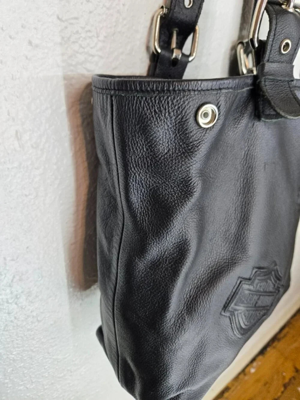 Vintage Harley Davidson Black Logo Pebble Leather Shoulder Bag Purse Tote Snaps