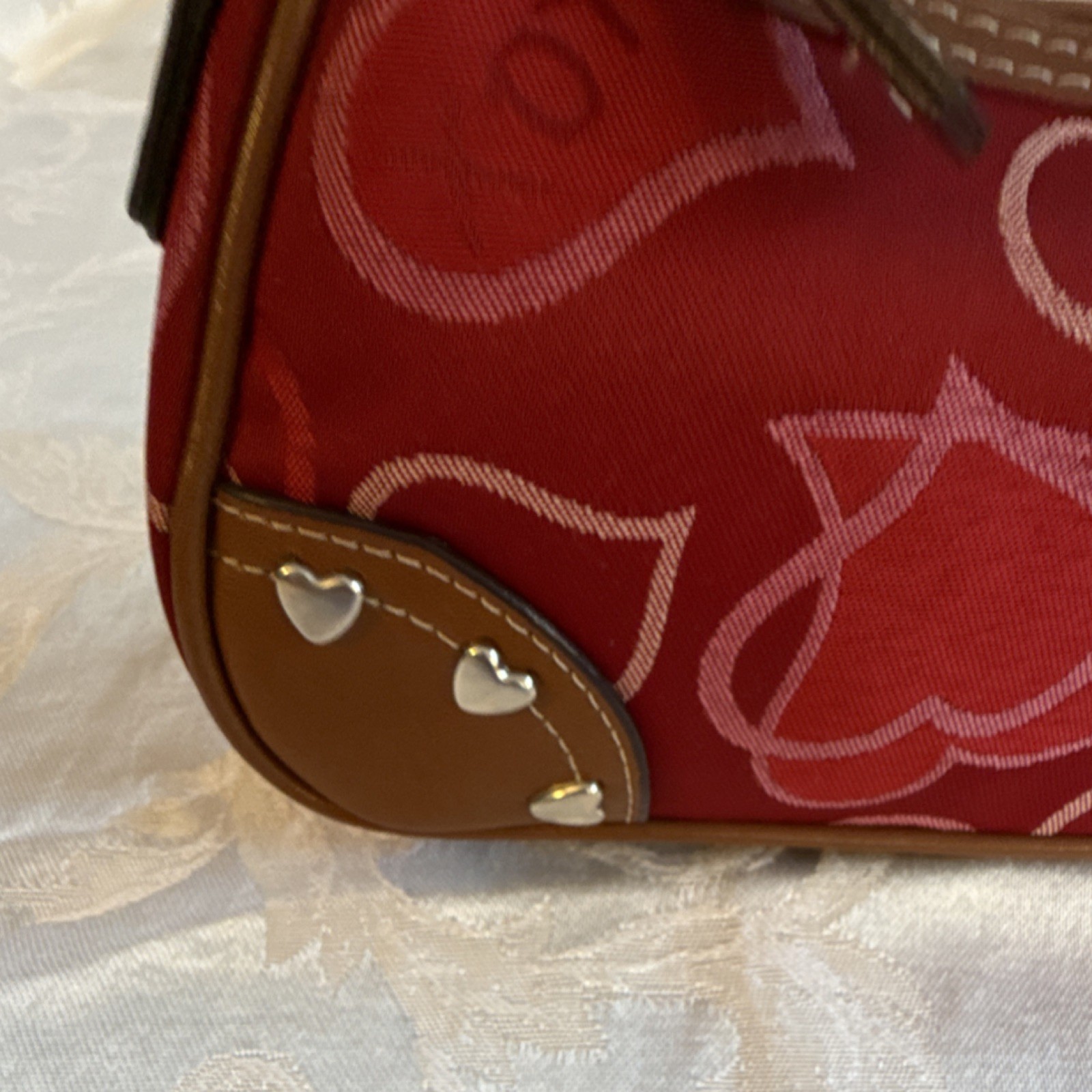 Vintage Y2K style XOXO Red Heart Pattern Shoulder Bag with Studded Accents