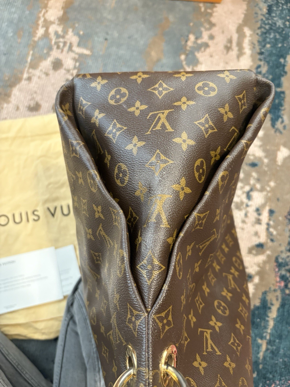 Louis Vuitton Artsy mm Monogram Canvas Shoulder Hobo Handbag with Receipt
