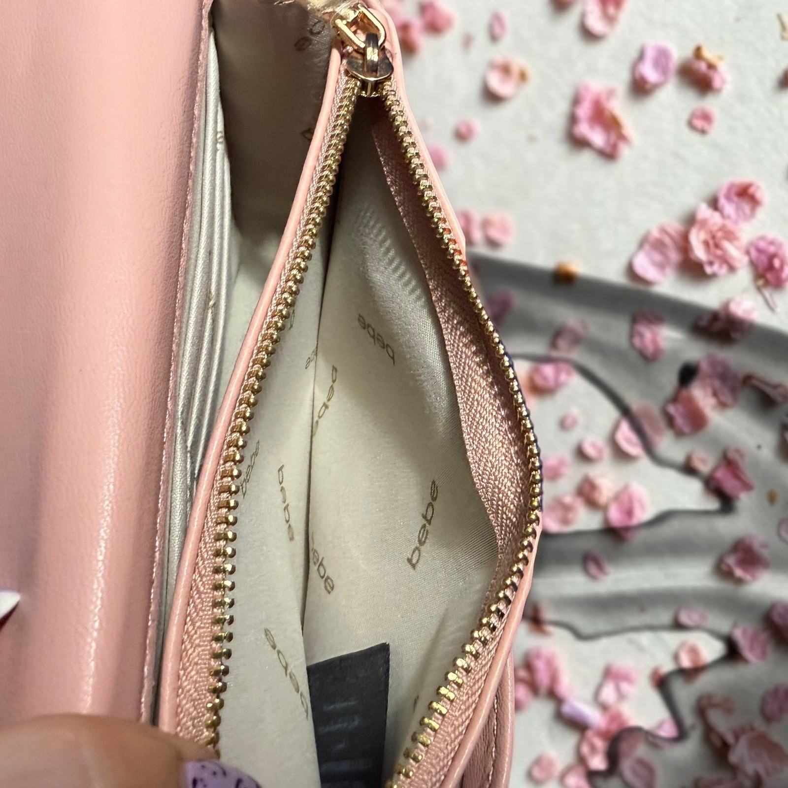 Bebe – Pink Quilted Crossbody/Handbag