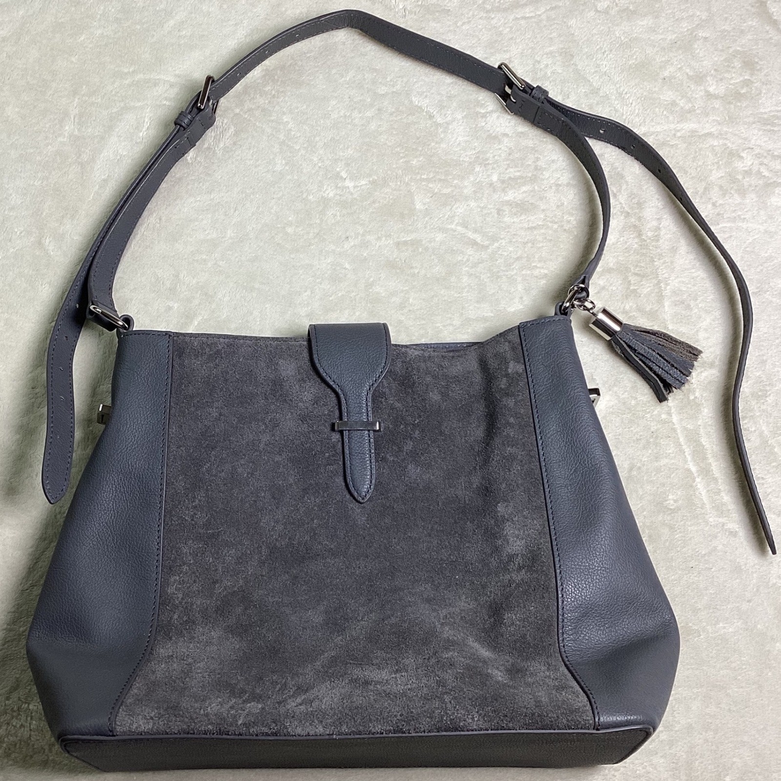 Talbots Grey Leather Suede Shoulder Bag Tassel Shoulder Hobo Charcoal VN5312
