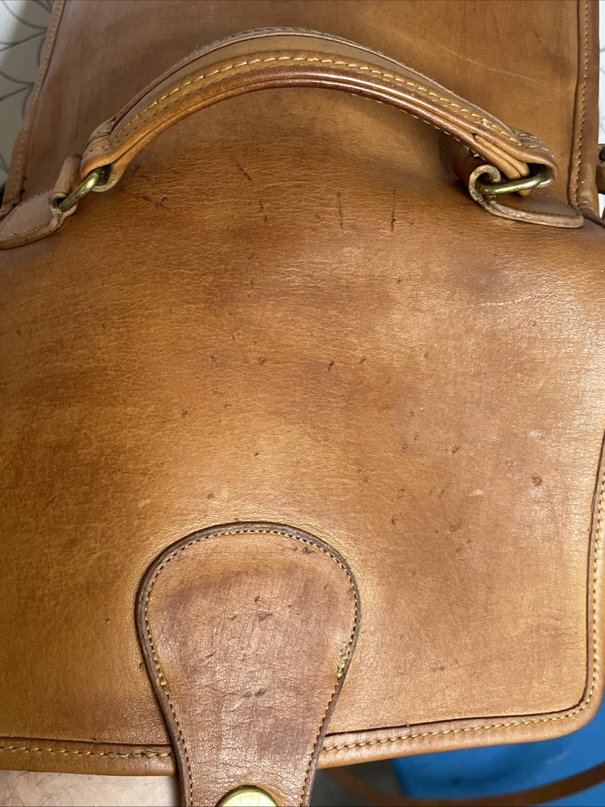 Vintage Coach Station Bag | Style 5130 | British Tan Leather with Brass Hardware