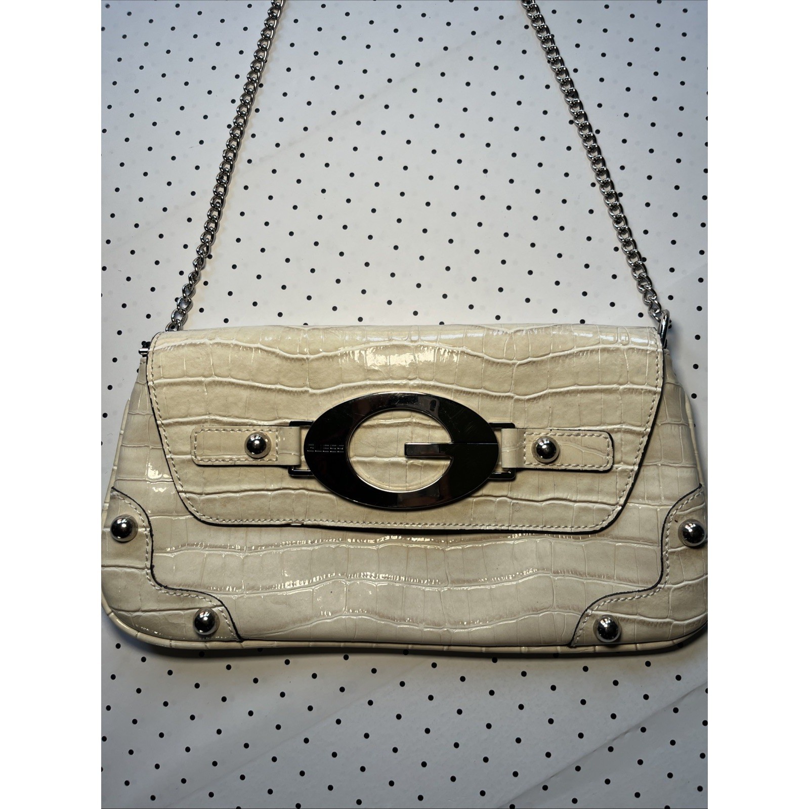 Y2K Guess Cream Croc Embossed Chain Shoulder Bag | Patent Leather Baguette Purse