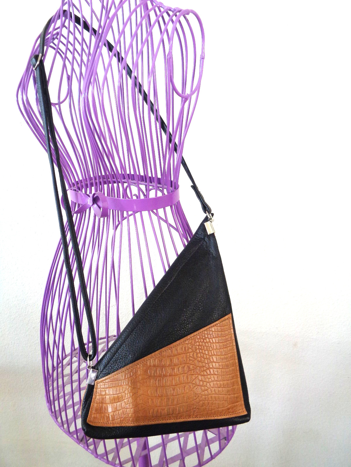 TOM THOMAS LEATHER Angle Bag Black and Croco Brown Crossbody Handmade Bag USA