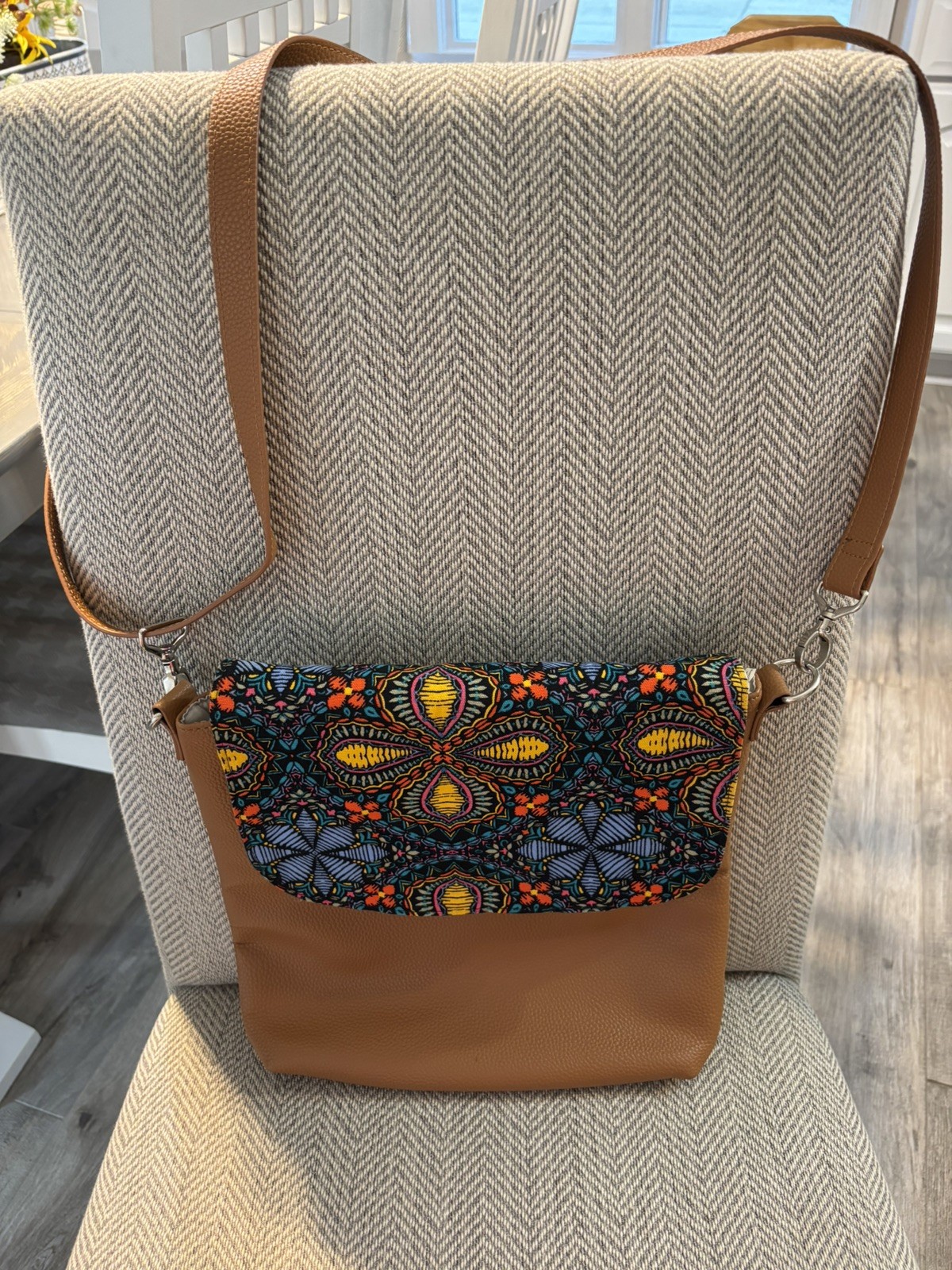 Studio Thirty One Modern Purse with 2 Interchangeable Flaps Pebbled Brown