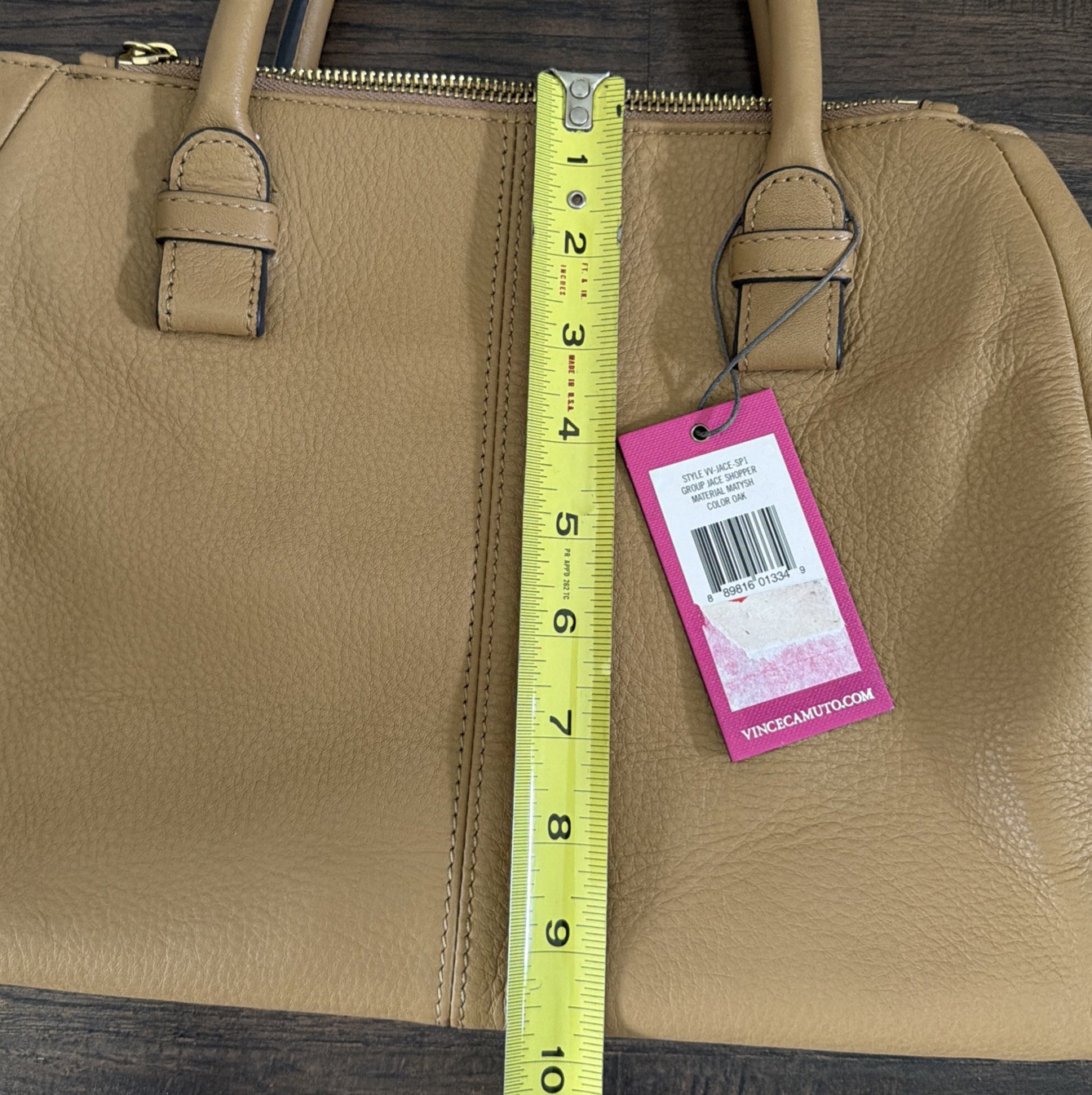 Vince Camuto Jace Shopper Leather Oak Double Handle Gold Trim Logo Classic NWT