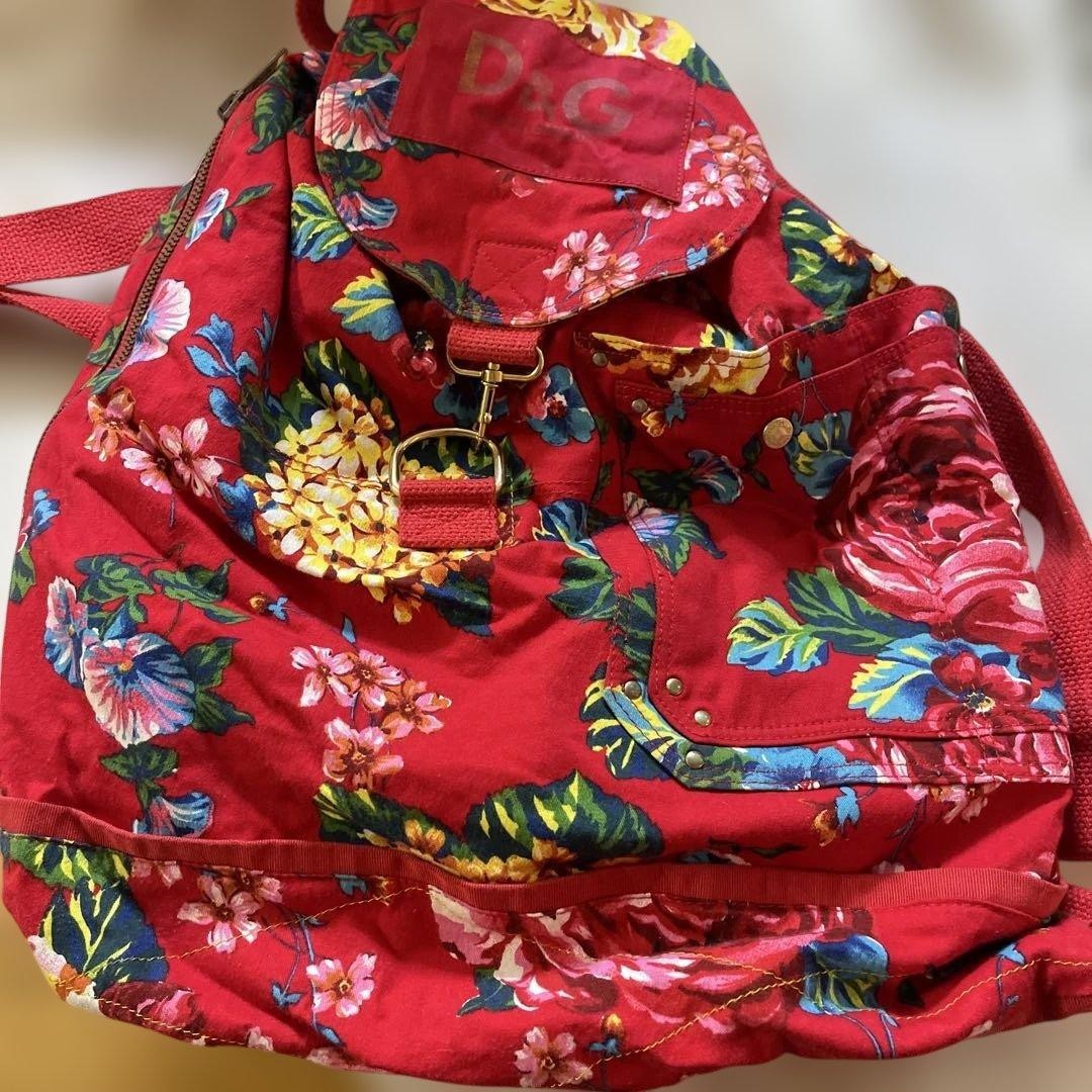 Dolce&Gabbana Women Red Big Backpack Floral Pattern Almost unused Luxury Elegant