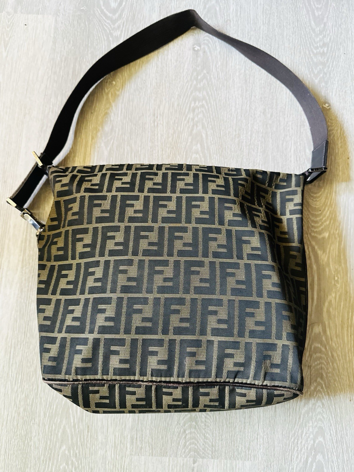 Fendi Zucca FF Monogram Shoulder Bag Brown/Black Zip, Detachable Strap